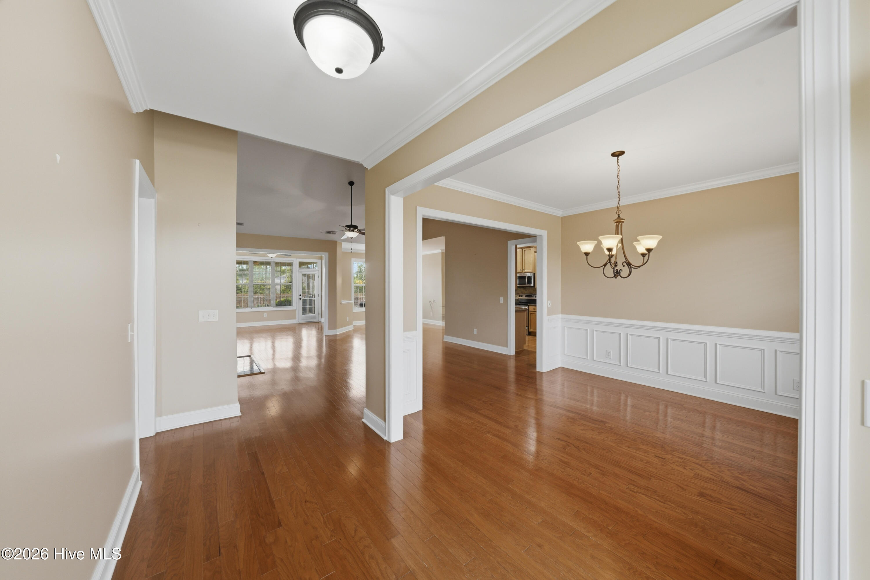 property viewer photo 3