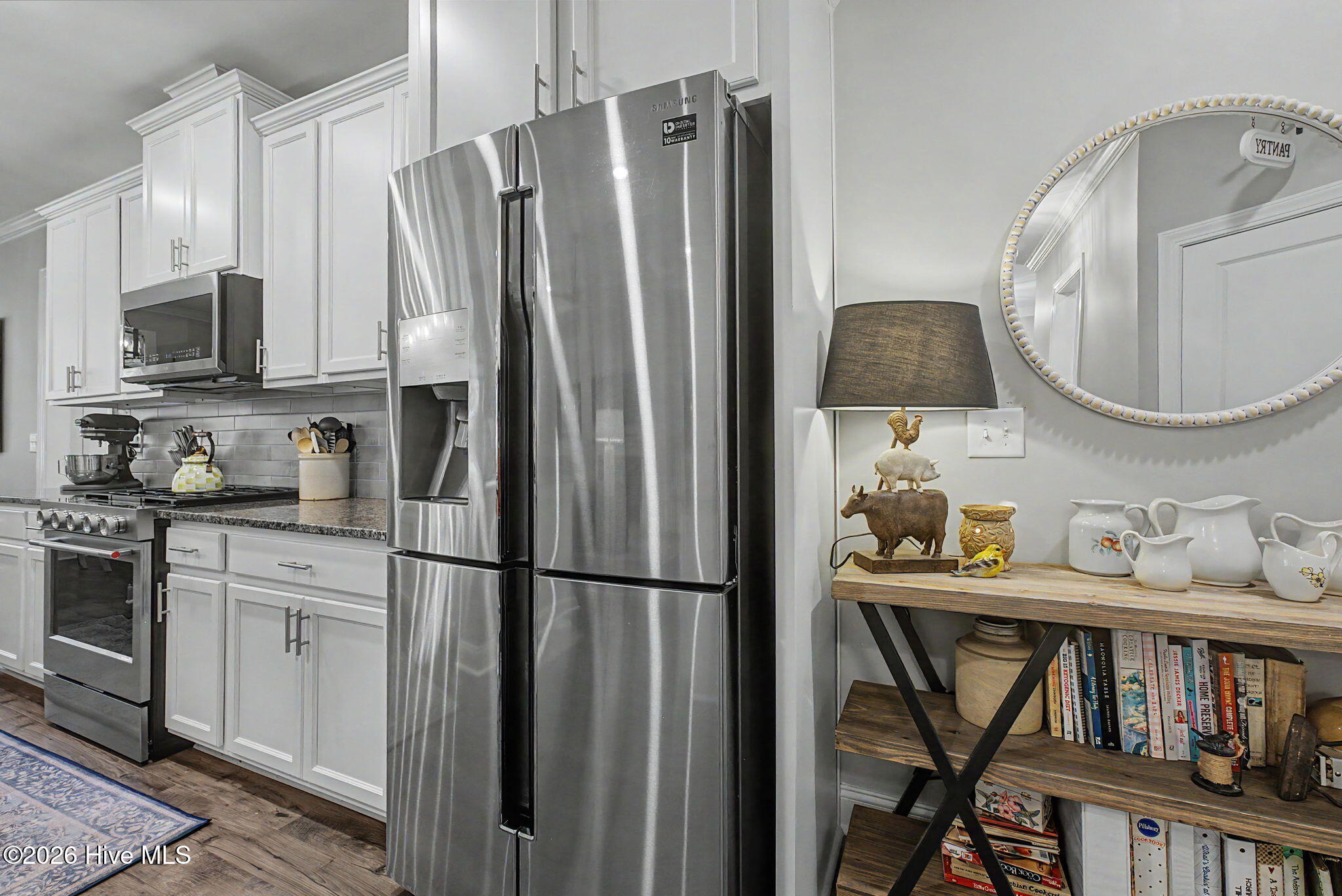 main property photo 17
