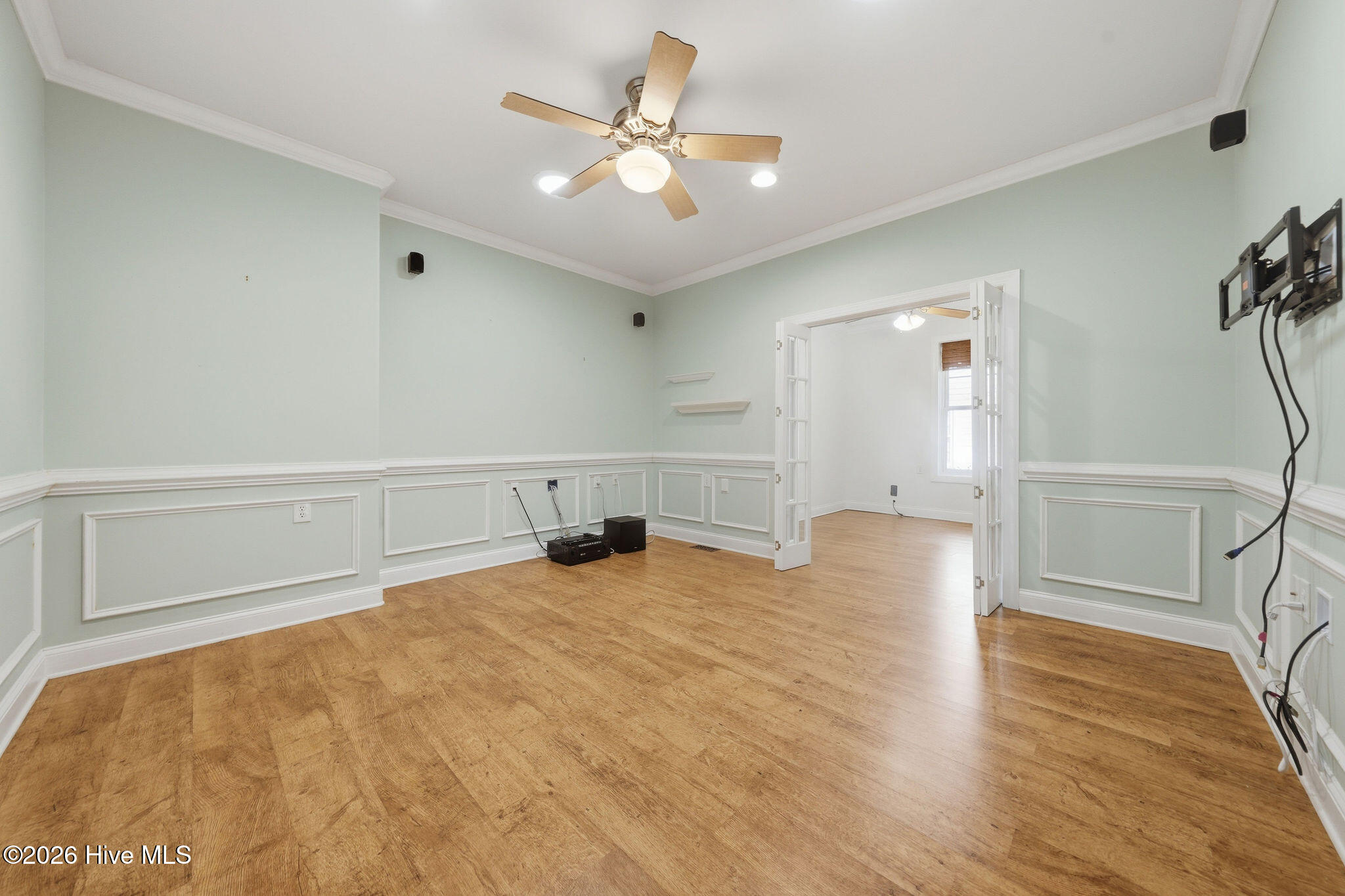 main property photo 57