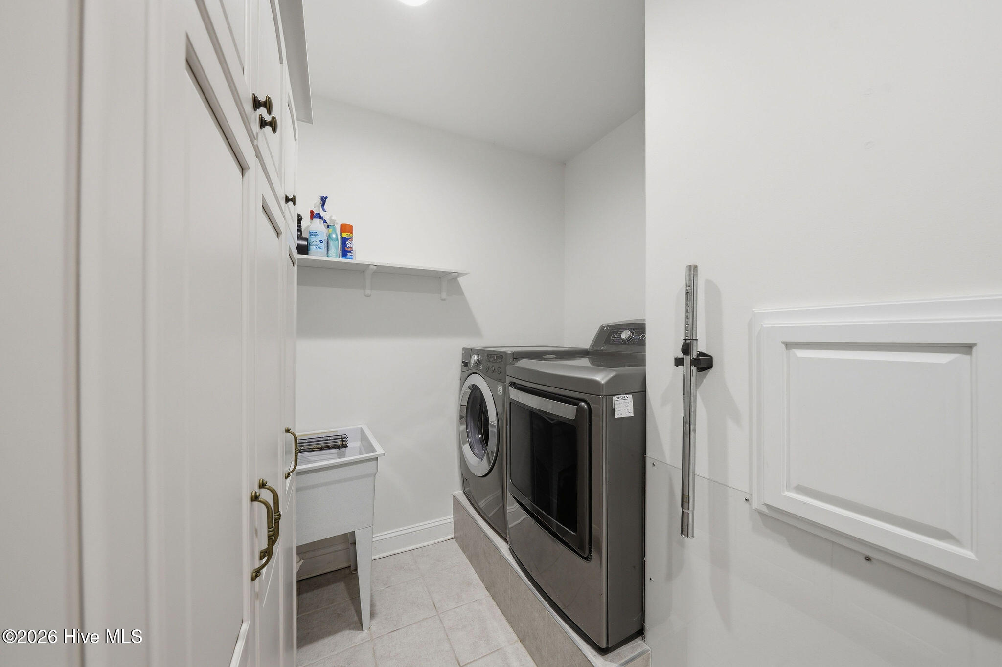 main property photo 67