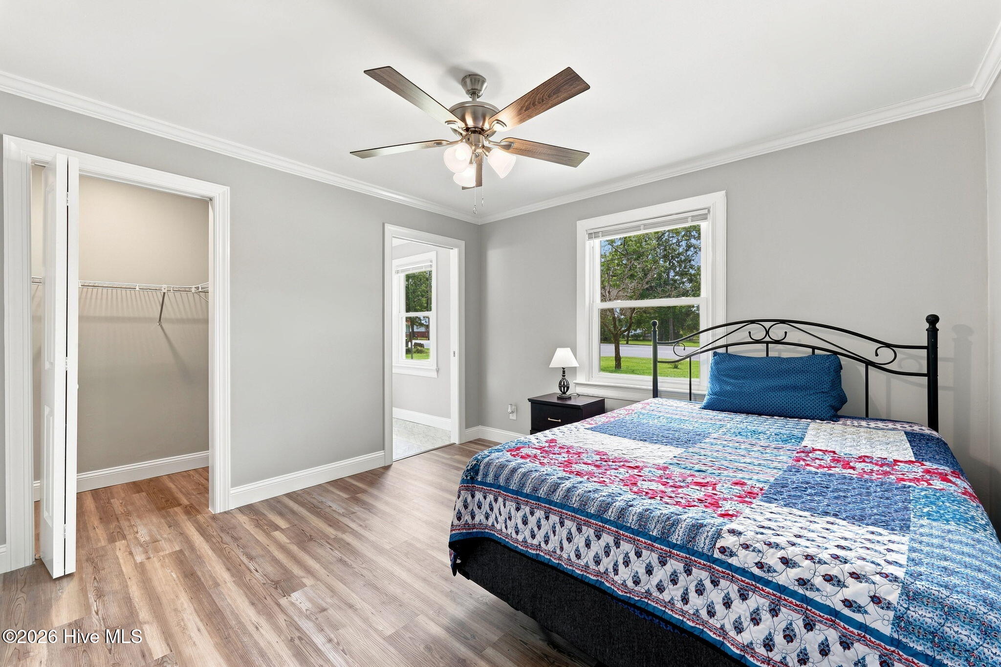 main property photo 18