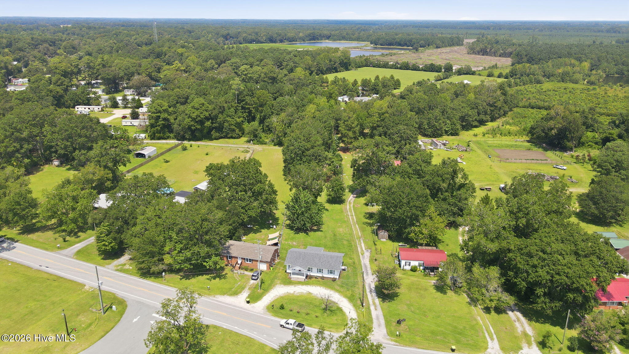 main property photo 41
