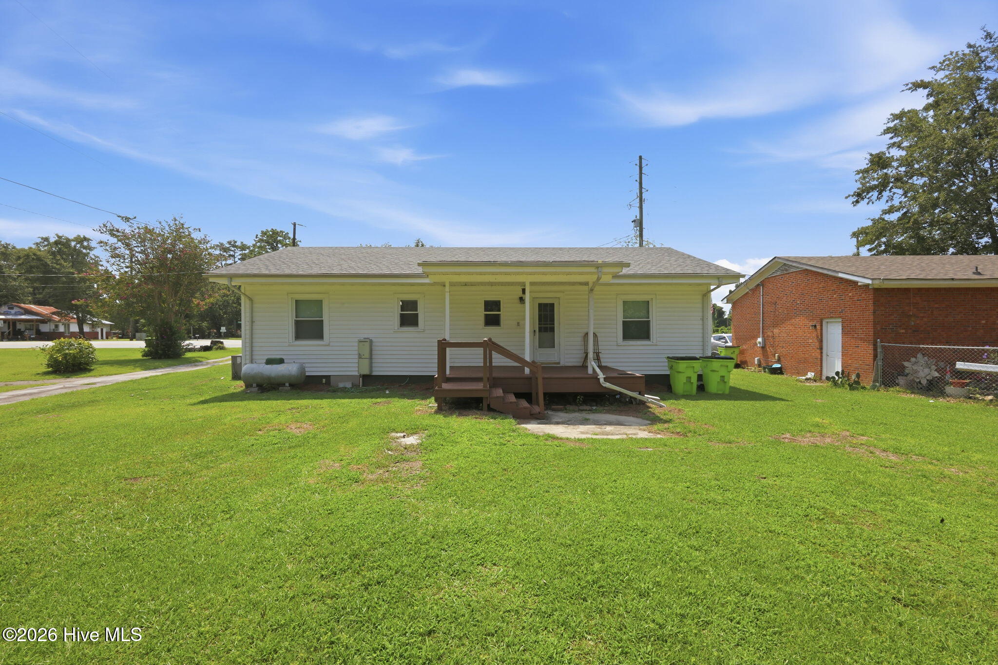 main property photo 45