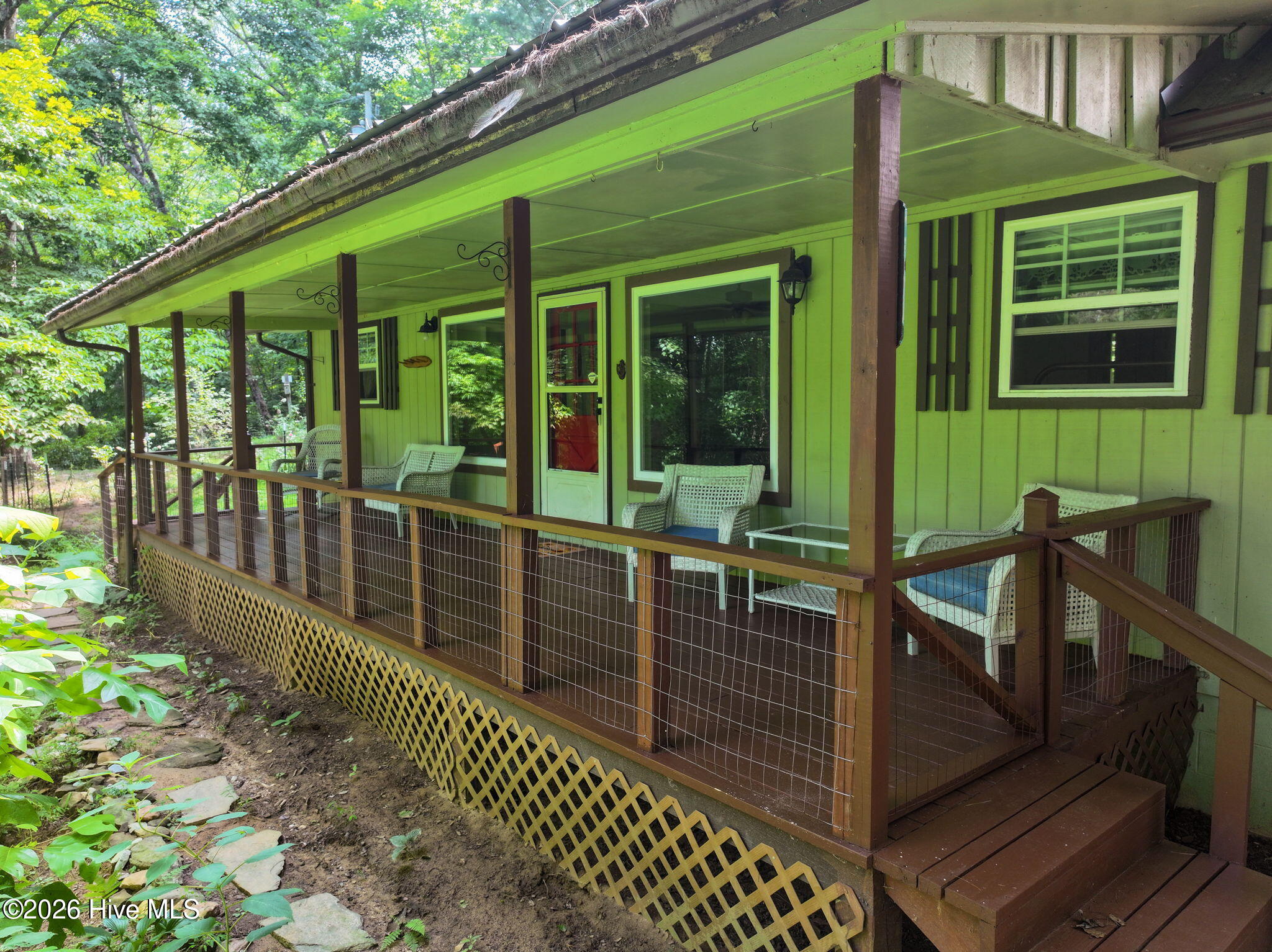 main property photo 18