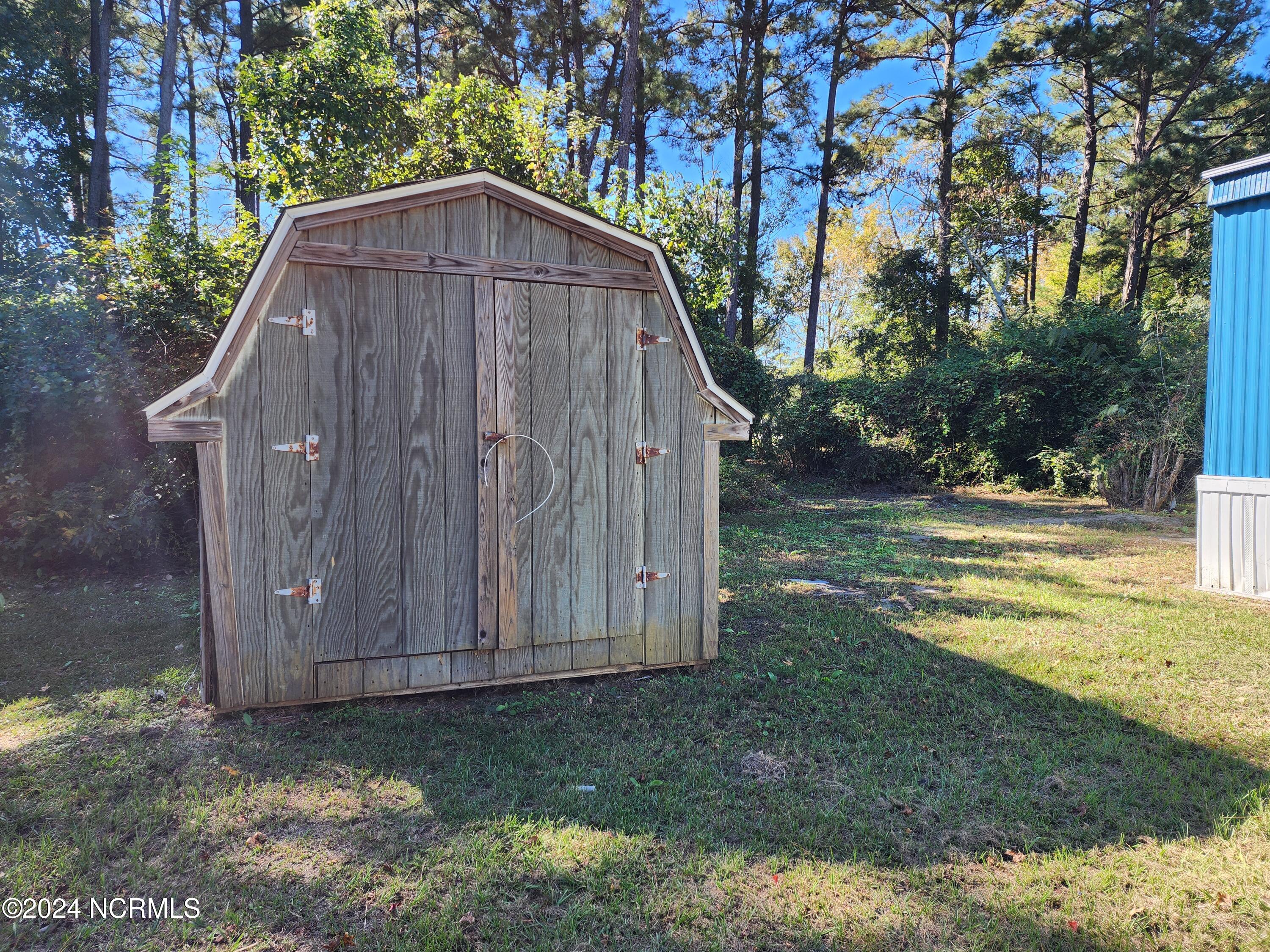 main property photo 16