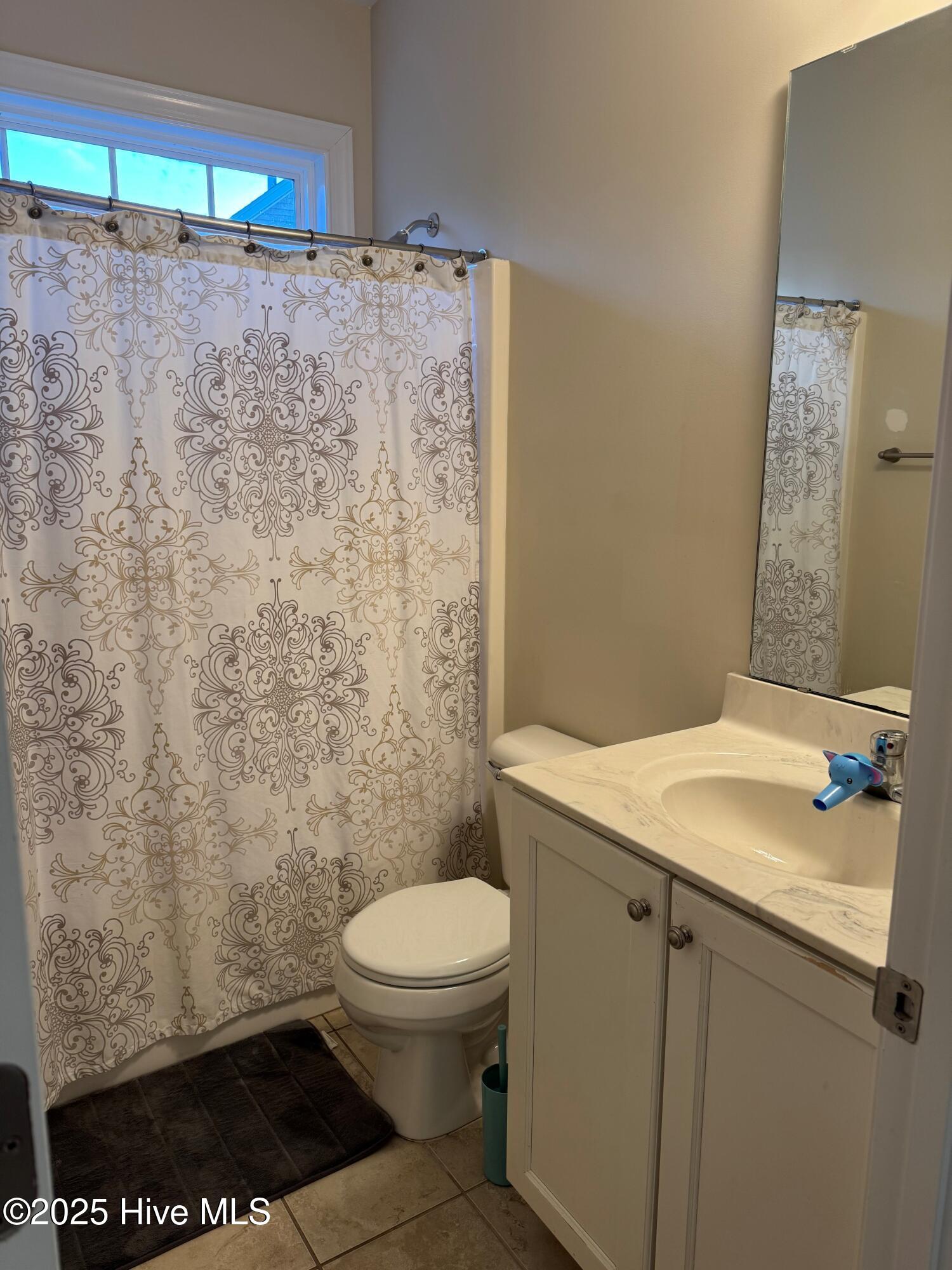 main property photo 11
