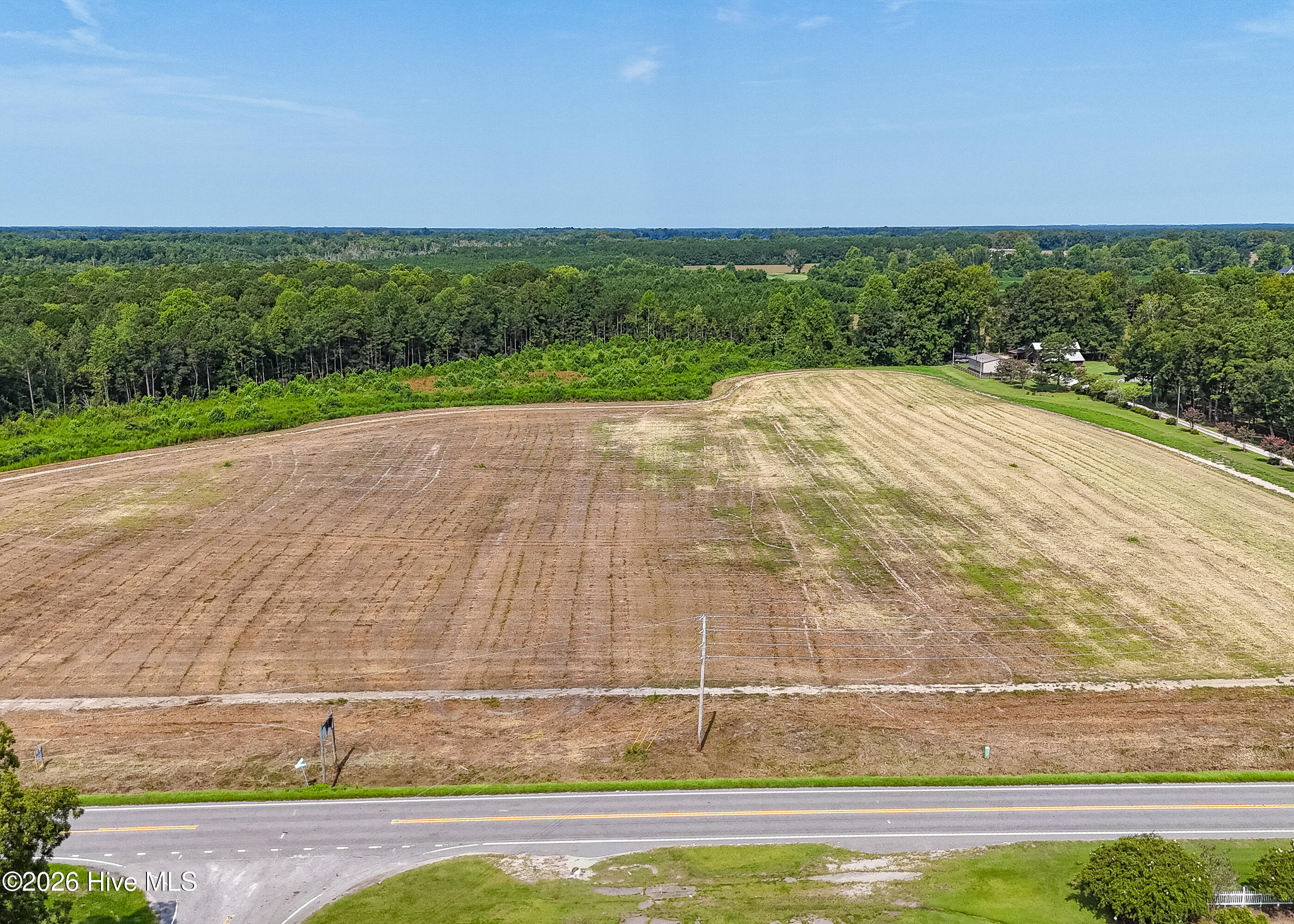 main property photo 7
