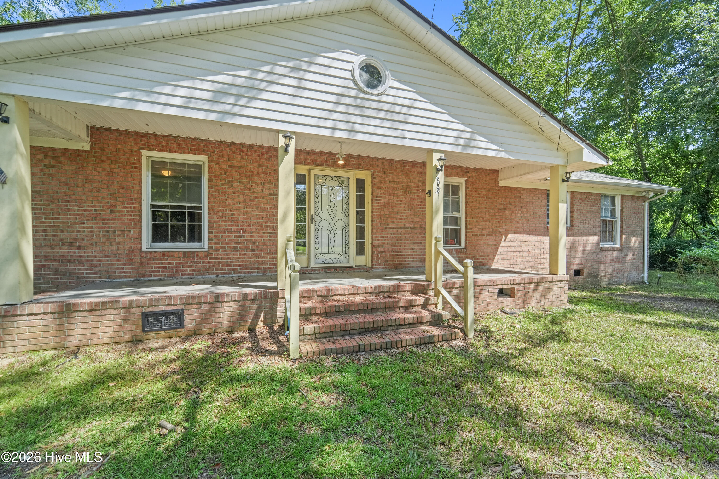 main property photo 8