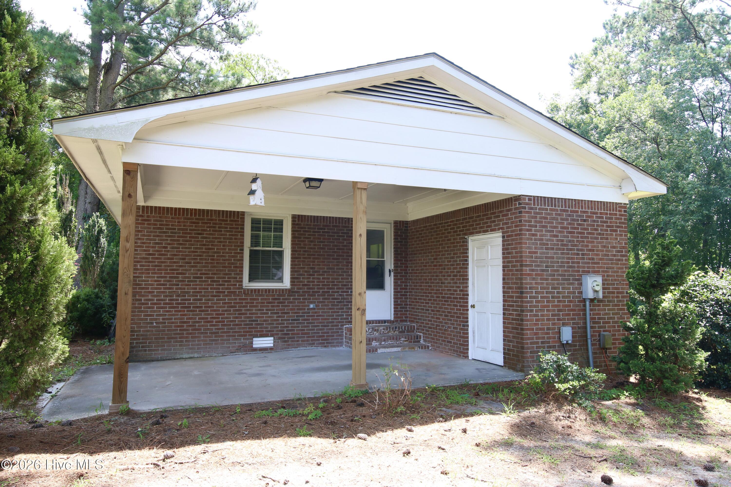main property photo 12