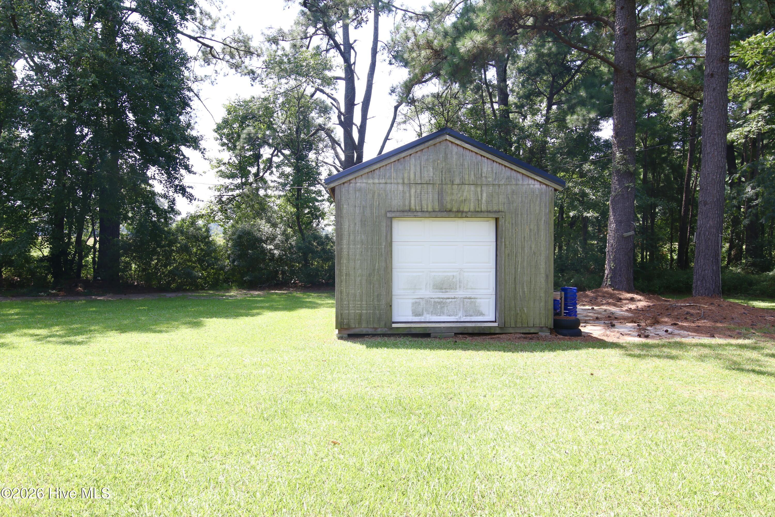 main property photo 14