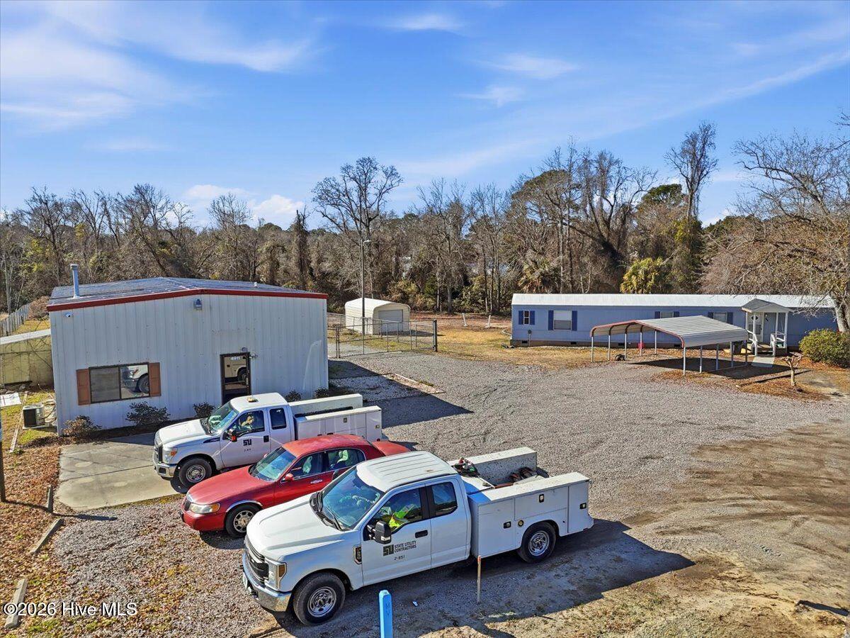main property photo 6