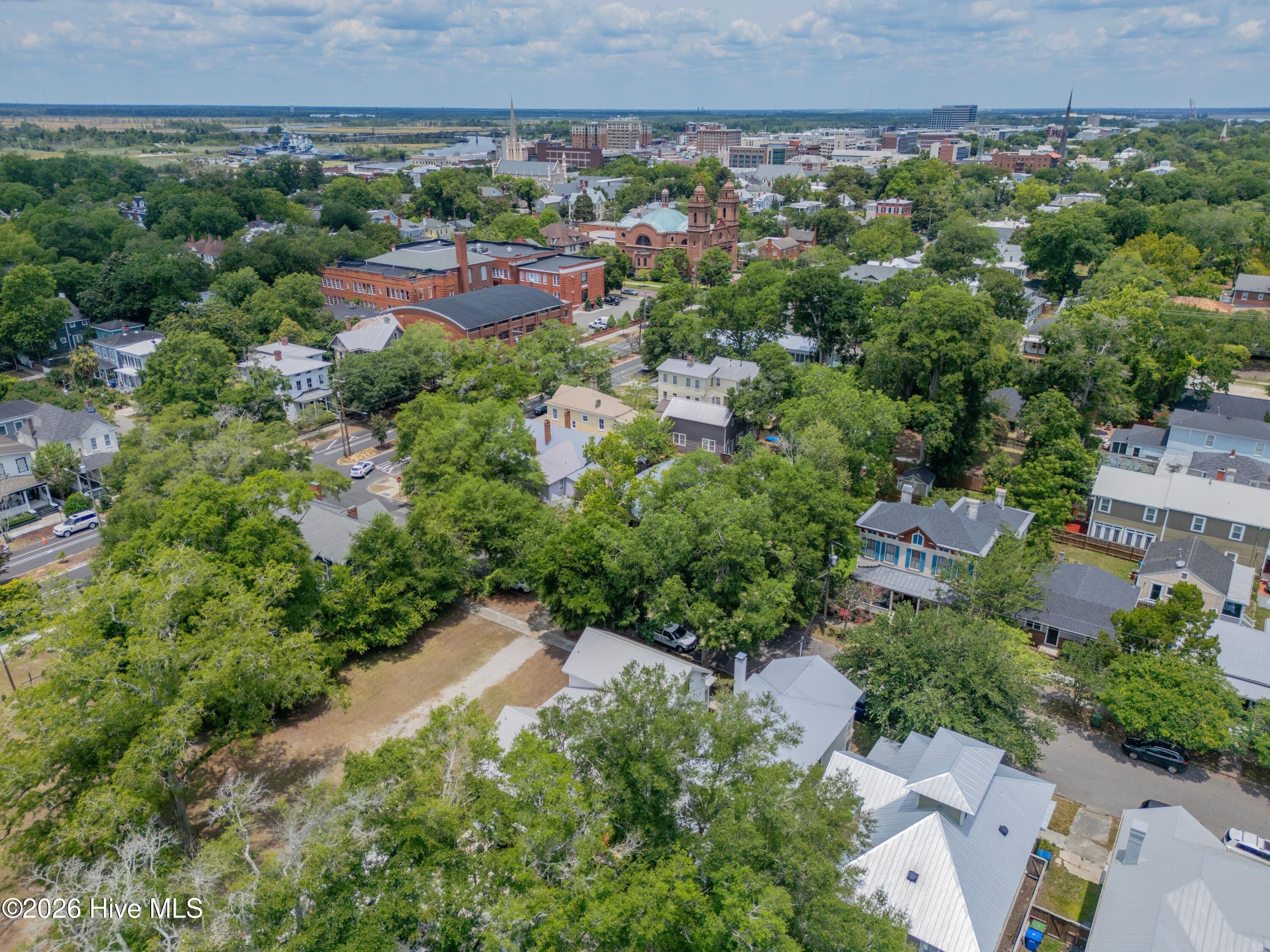 main property photo 59