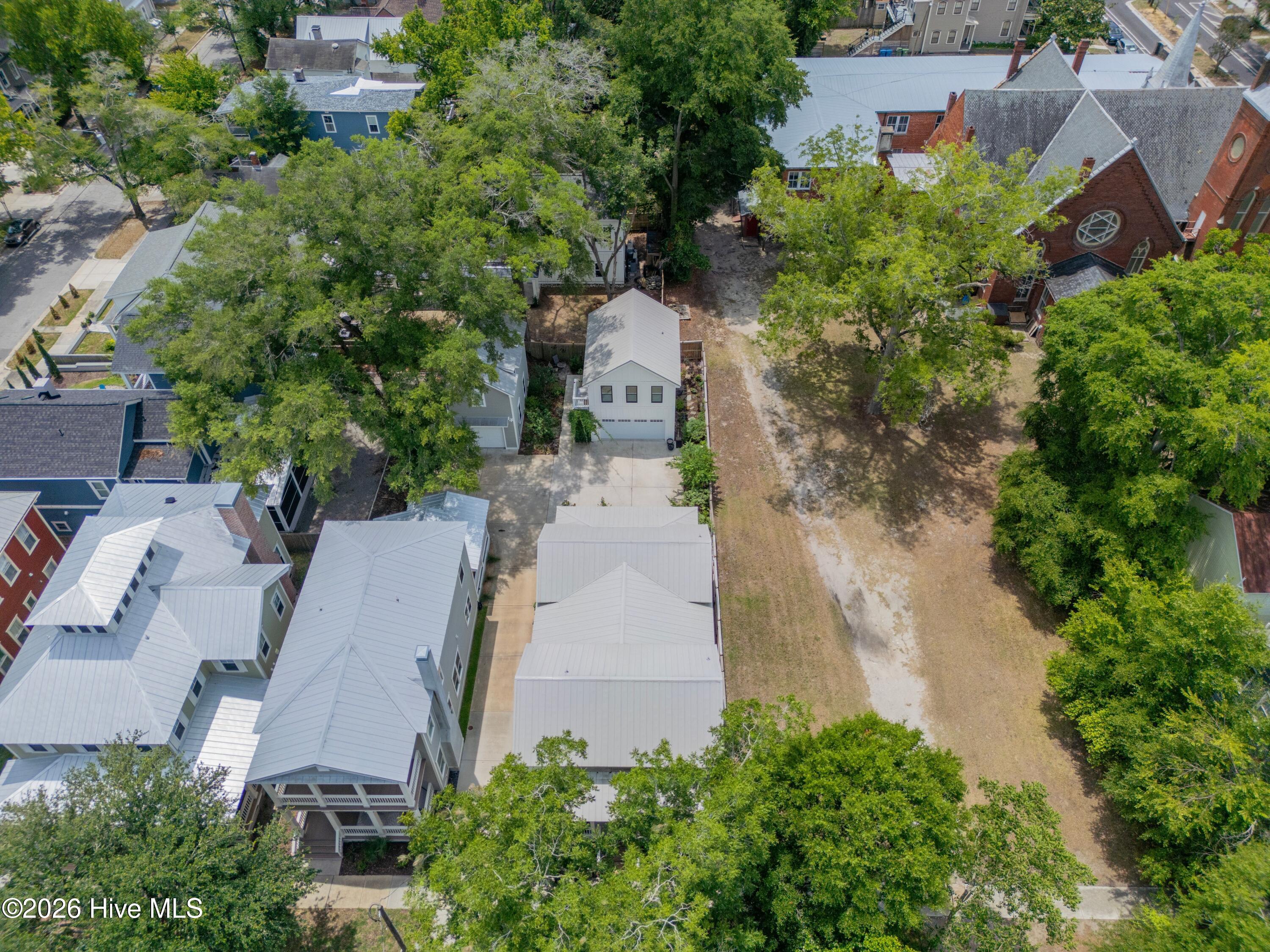main property photo 67