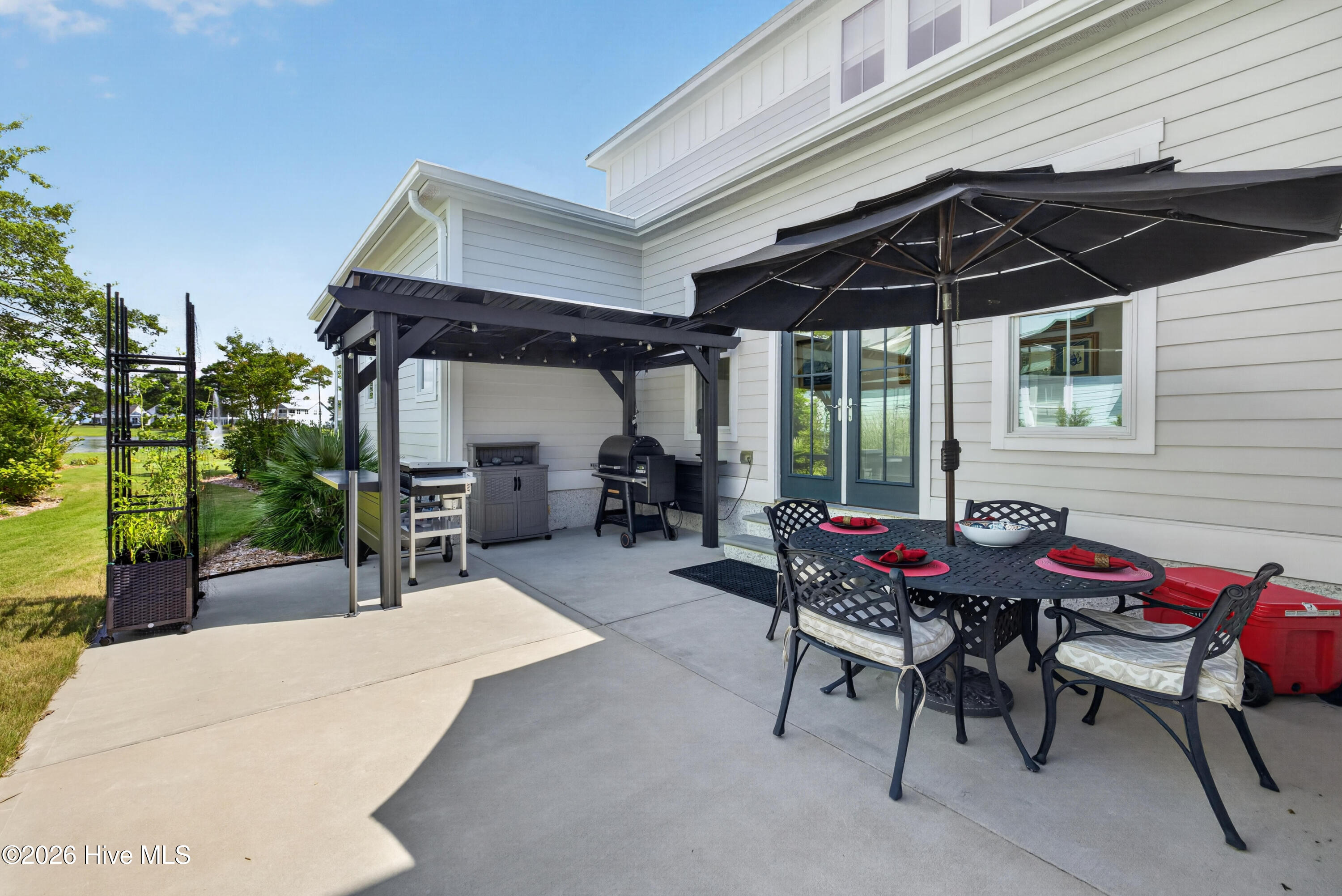 main property photo 50