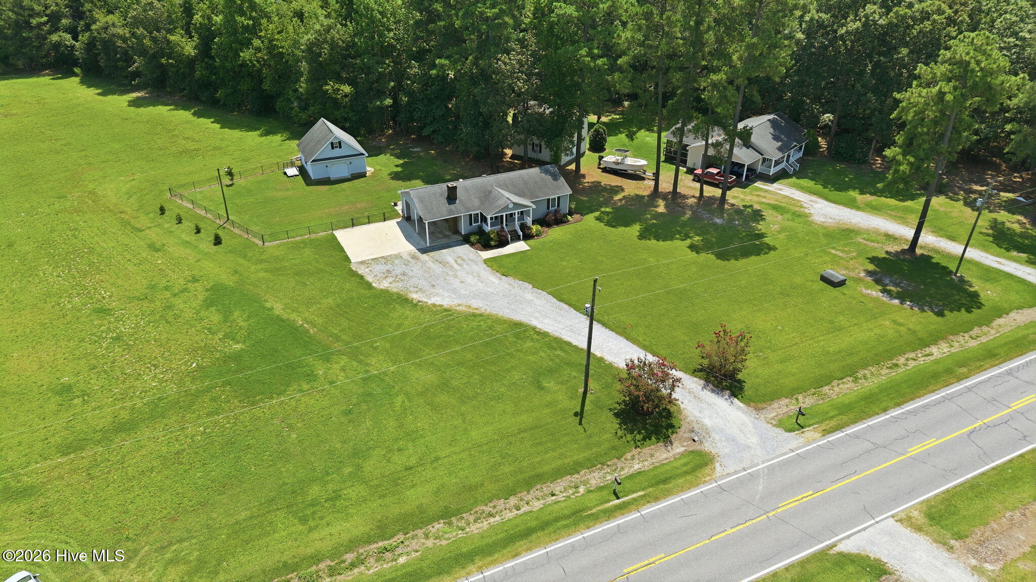 main property photo 45
