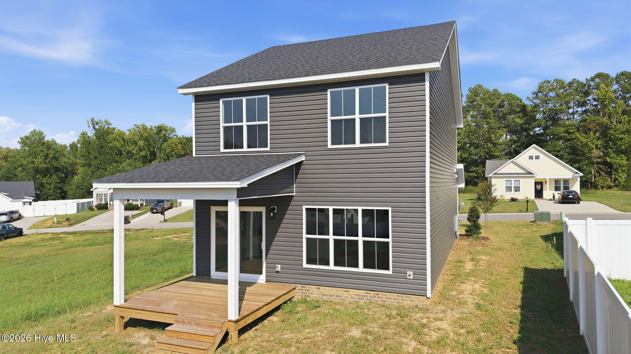 main property photo 5
