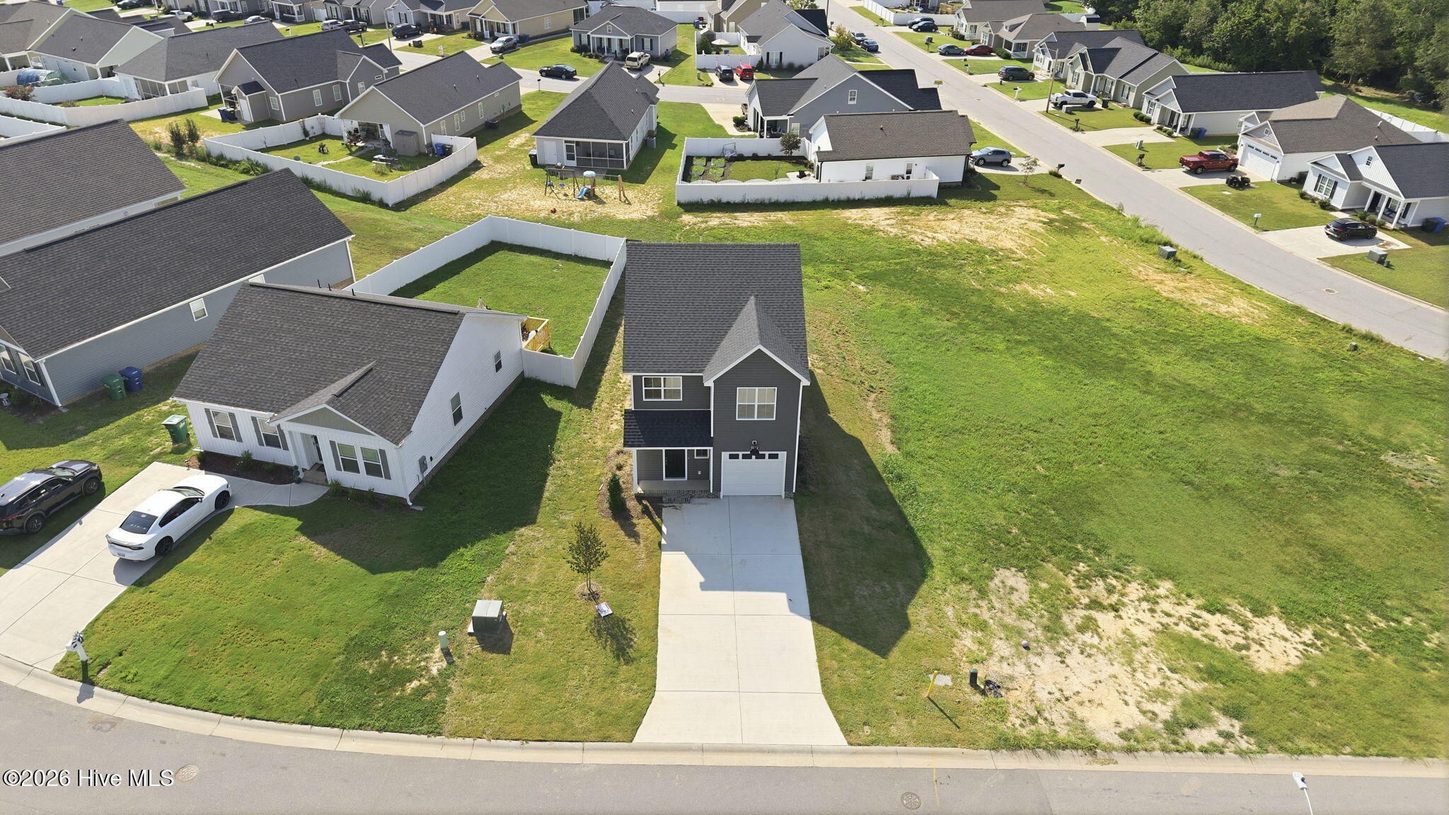 main property photo 8