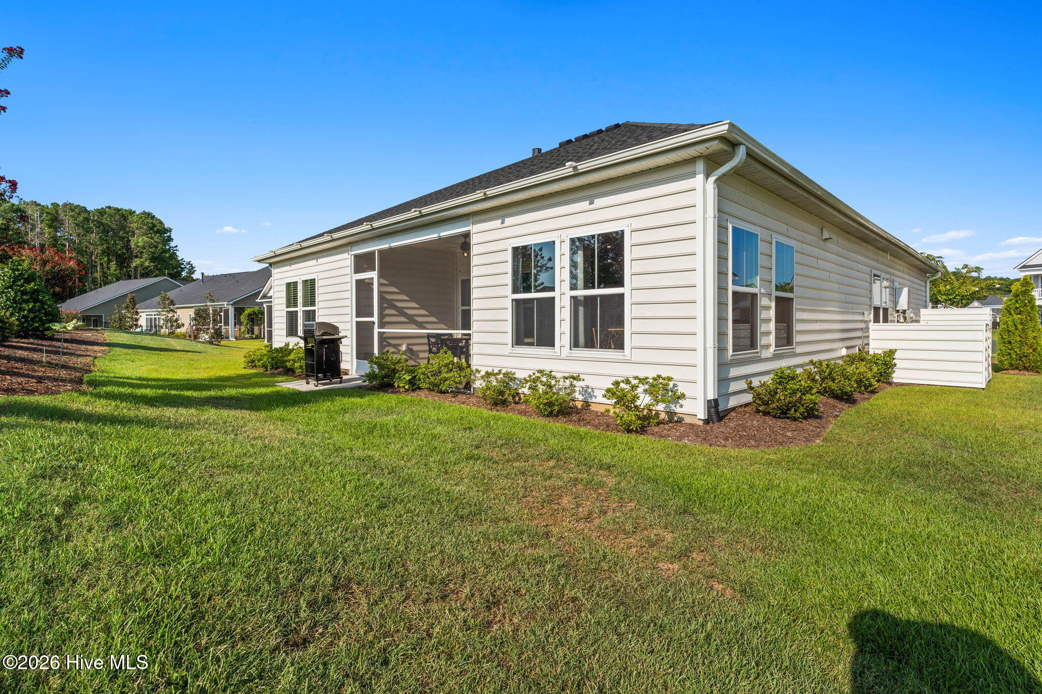 main property photo 45
