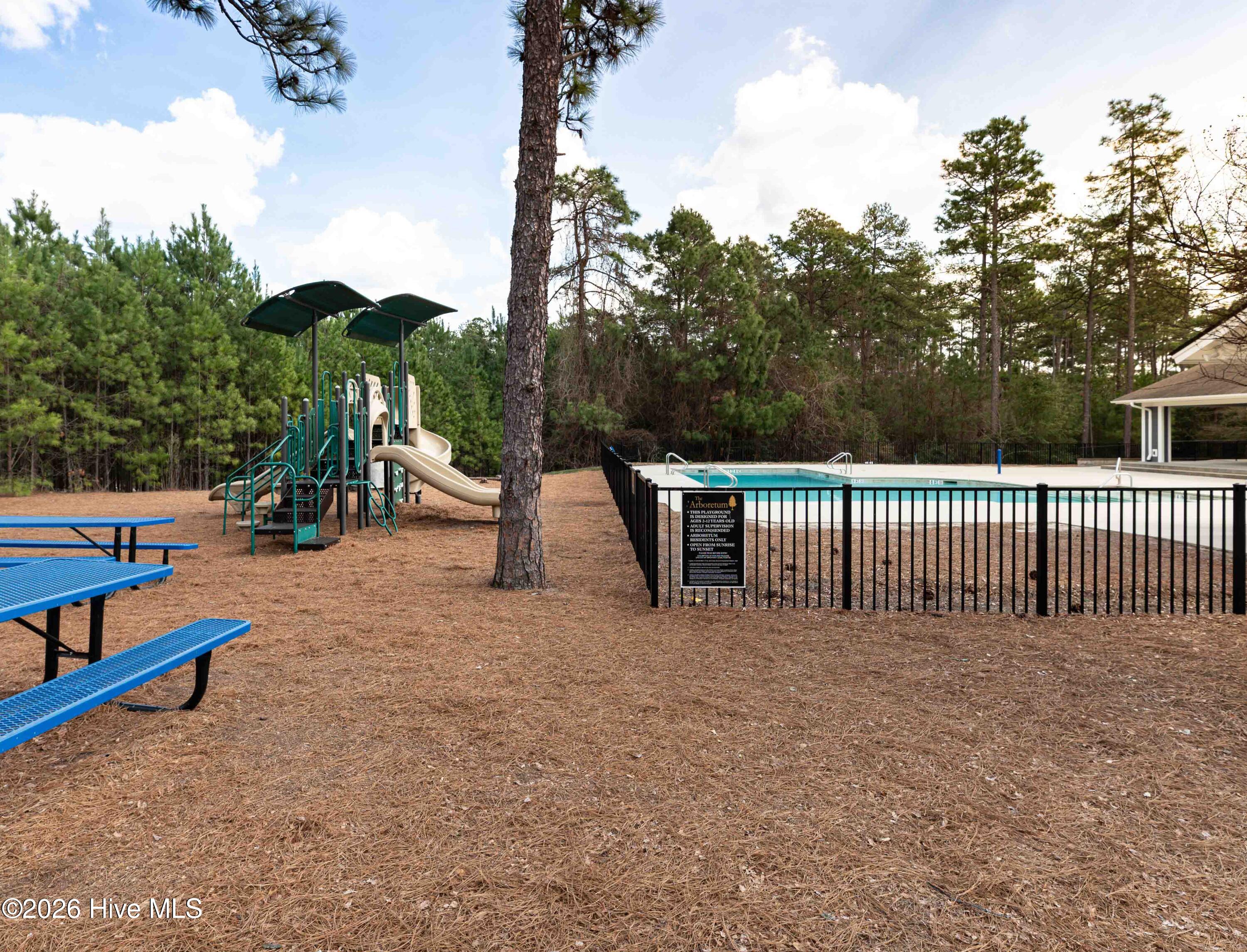 main property photo 58