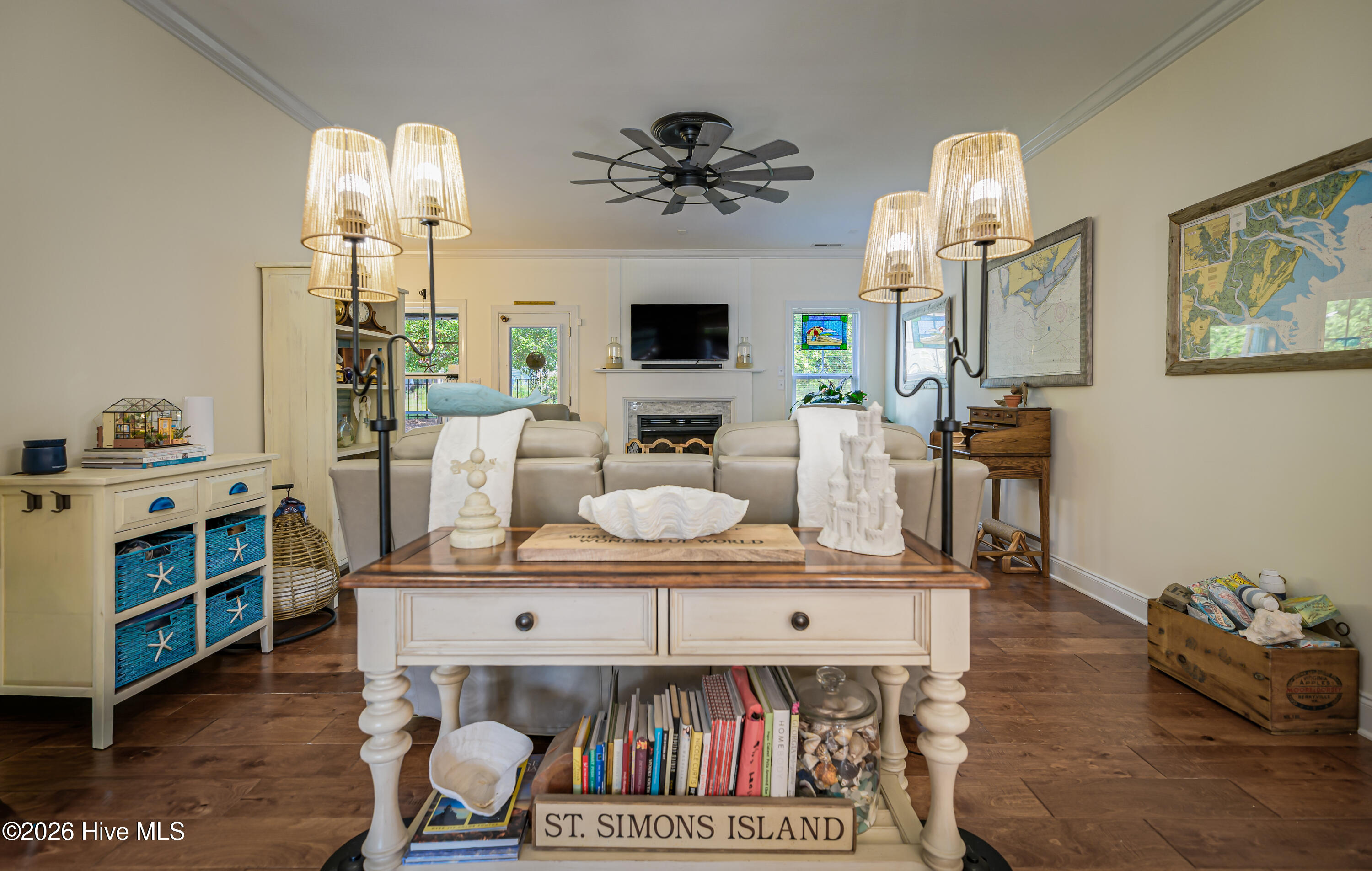 main property photo 7