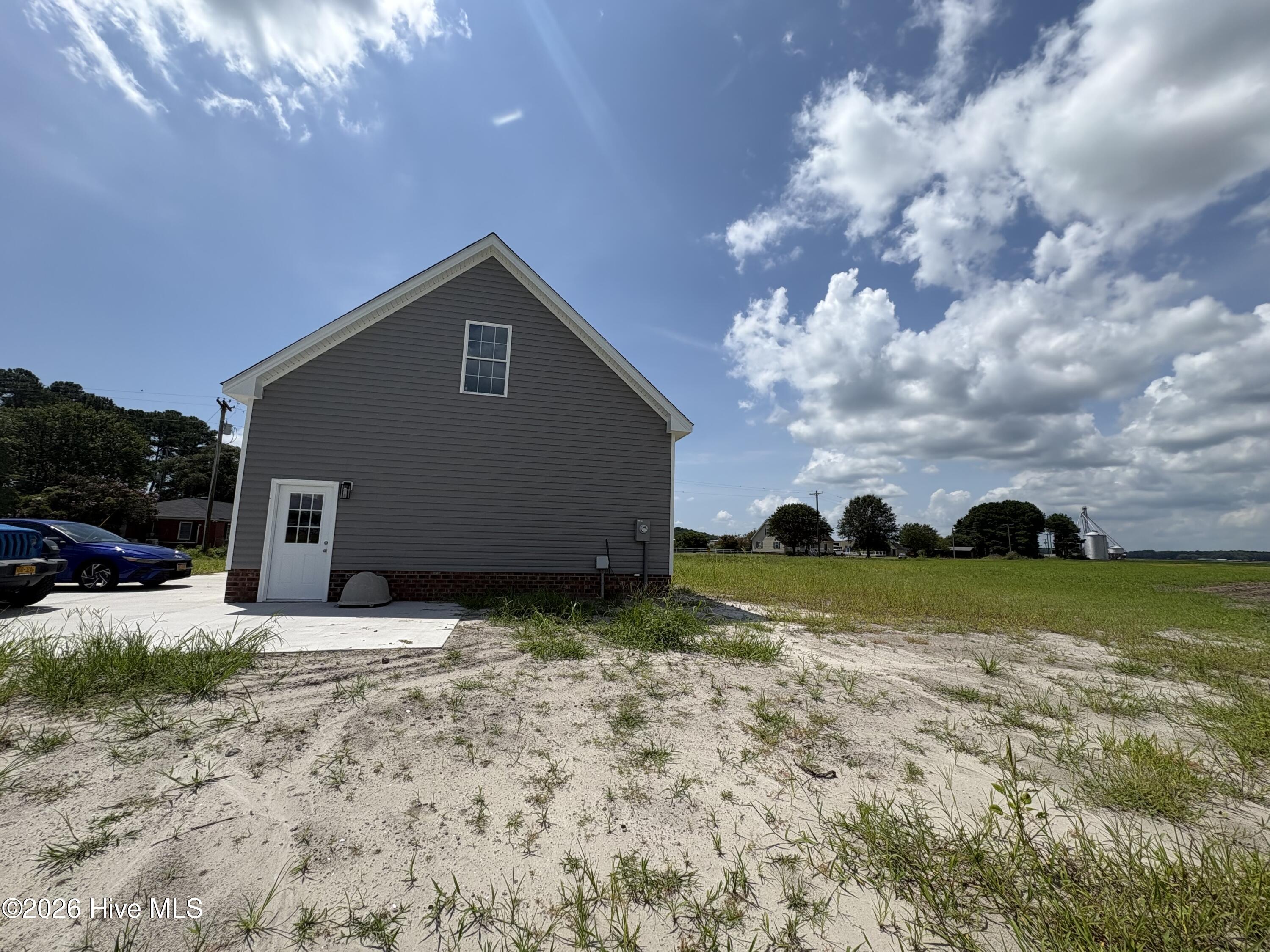 main property photo 21