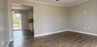 image of property with 3 Bed | 2 Bath | 1,353 Sqft