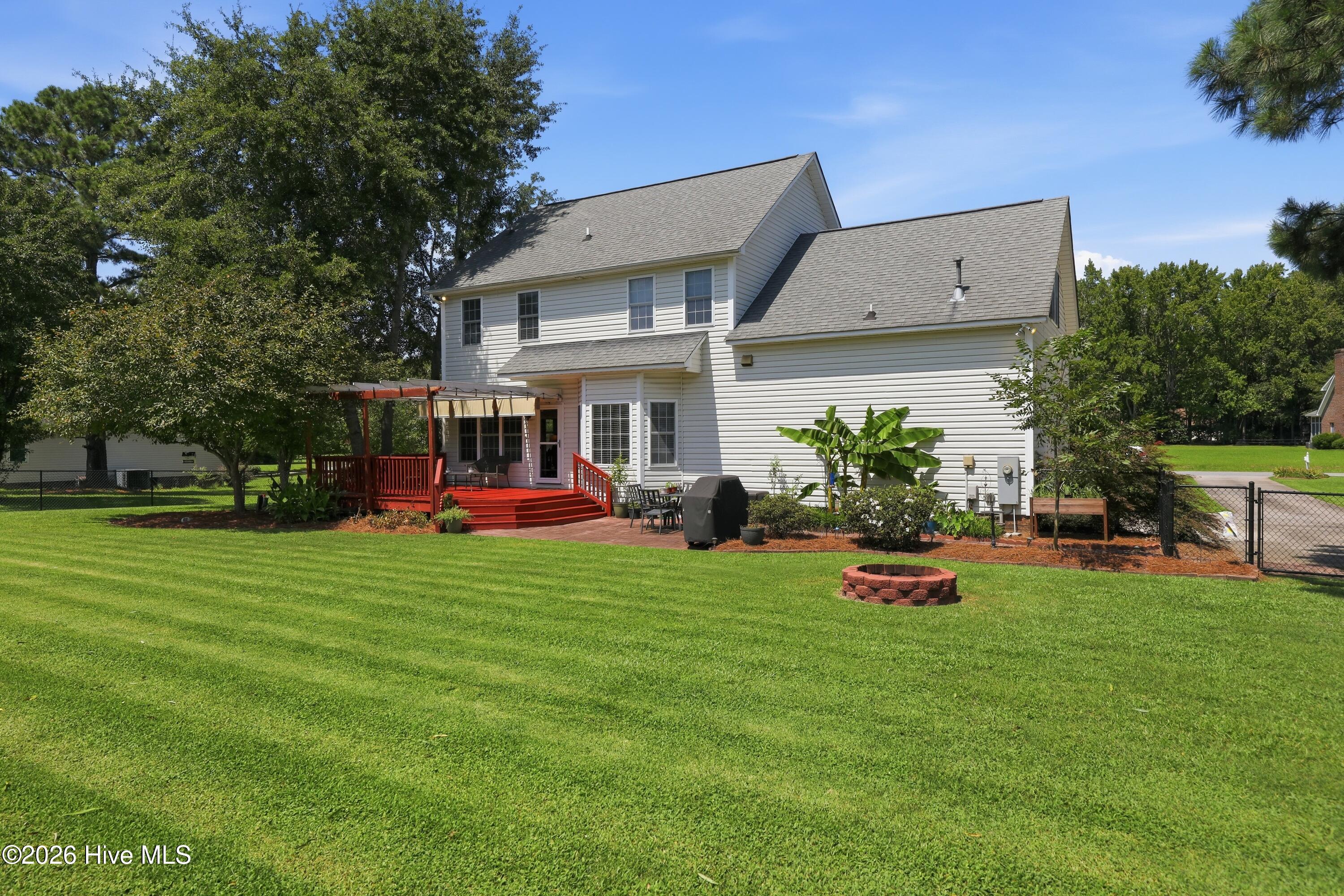 main property photo 40
