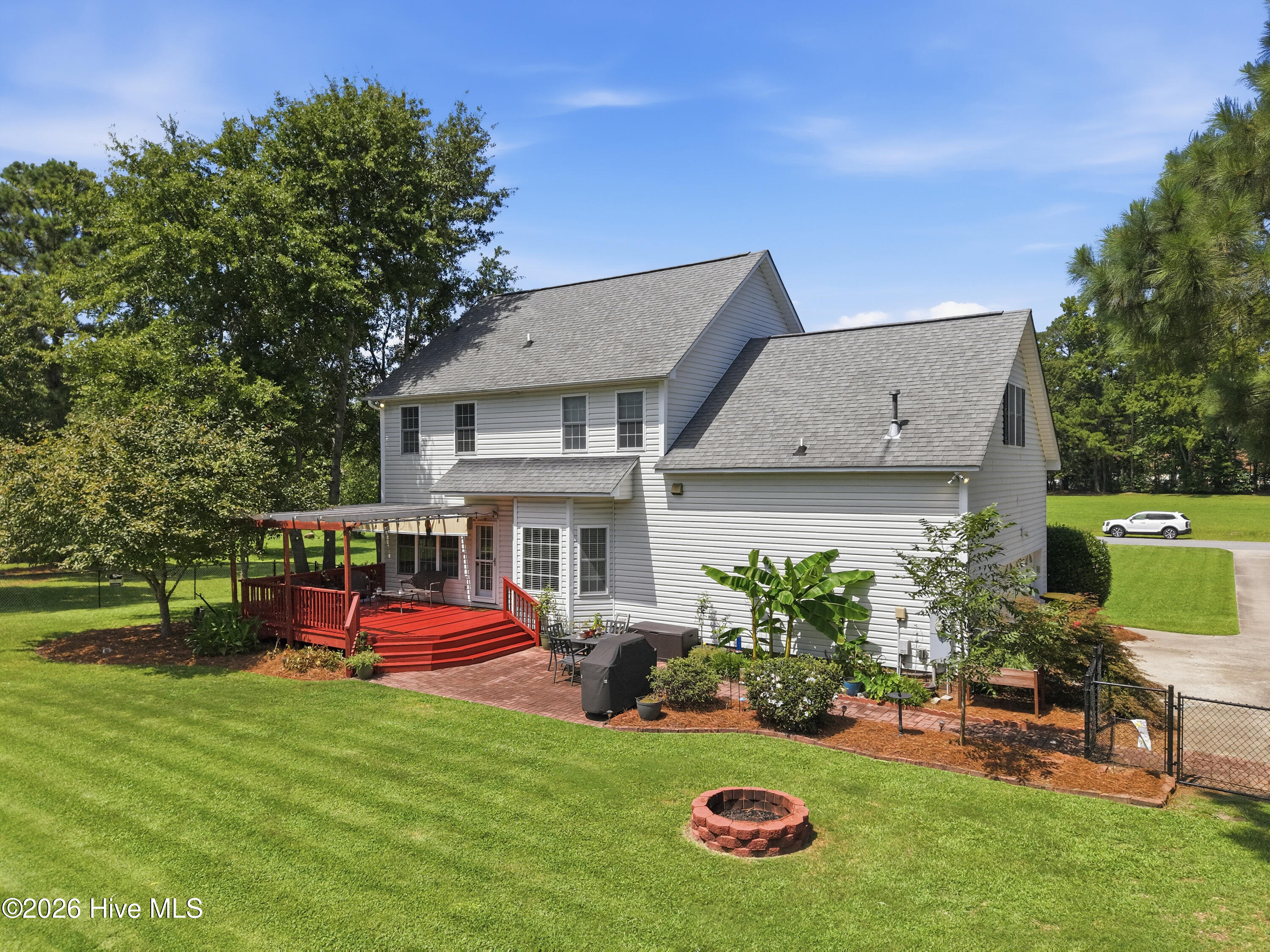main property photo 44