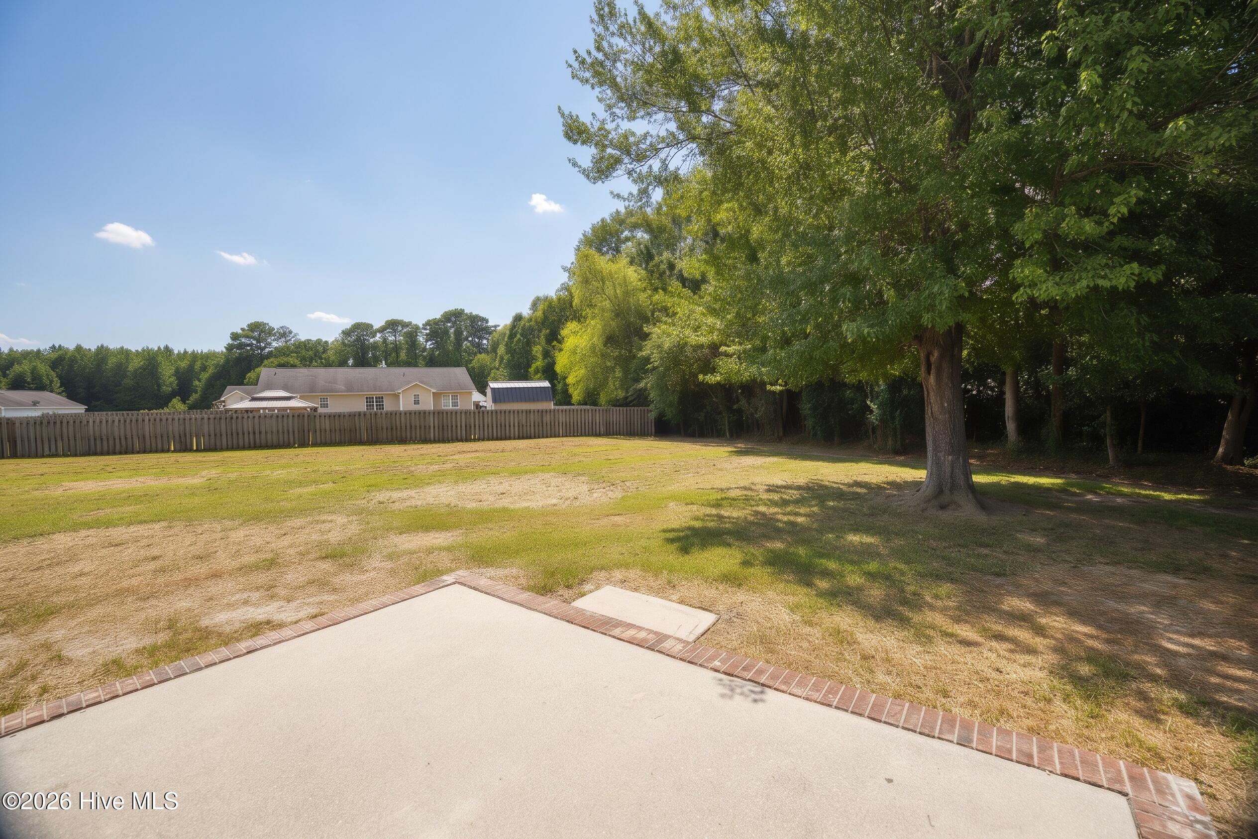 main property photo 30