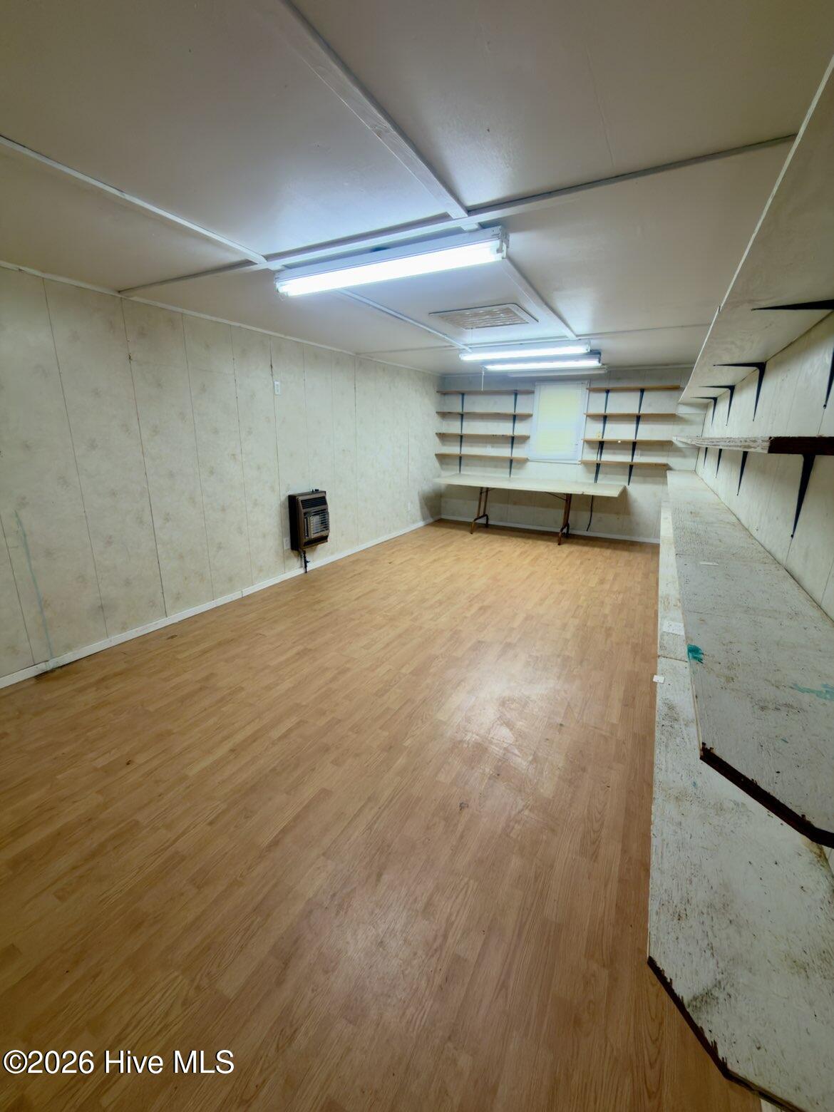 main property photo 20