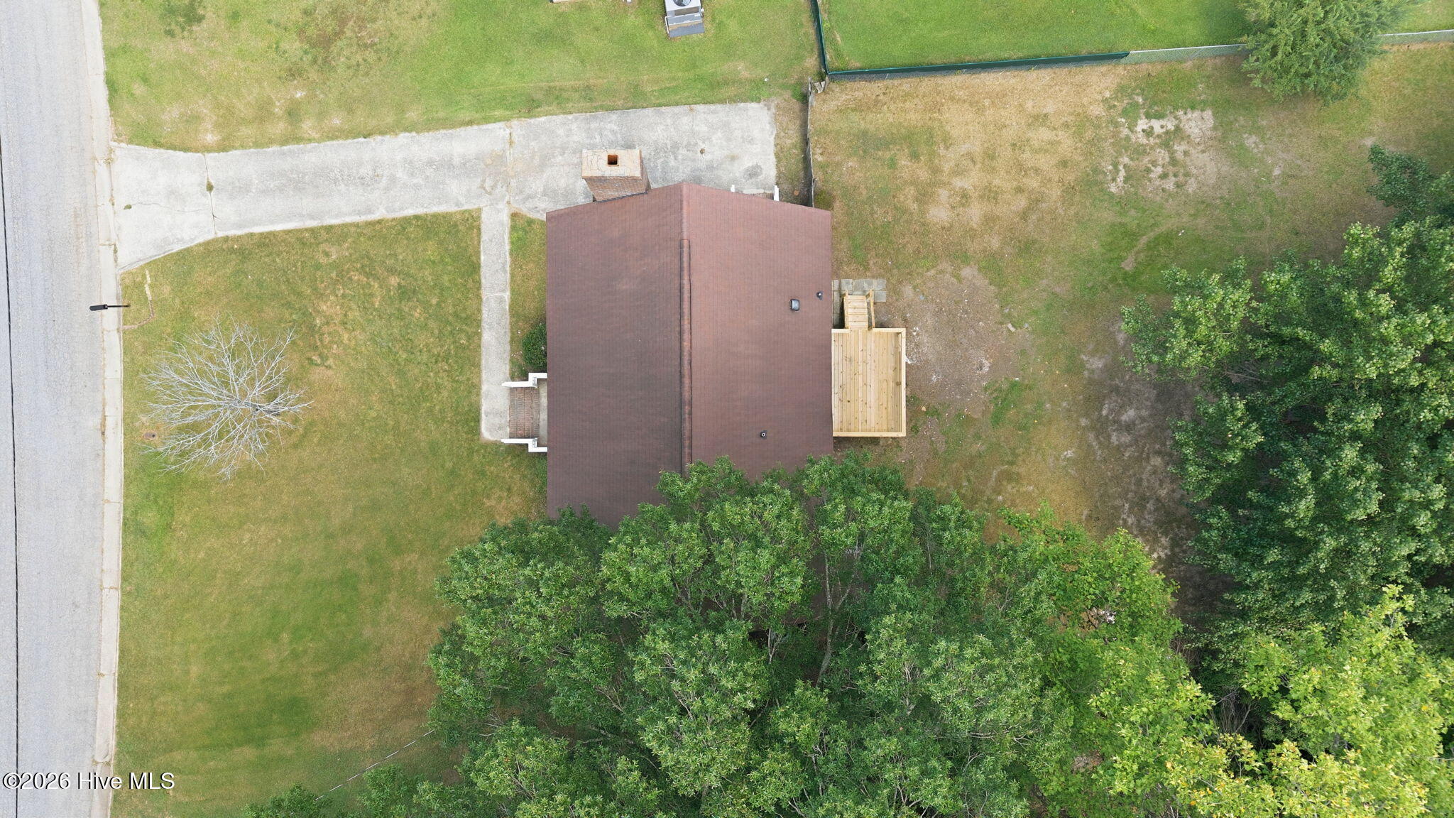 main property photo 41