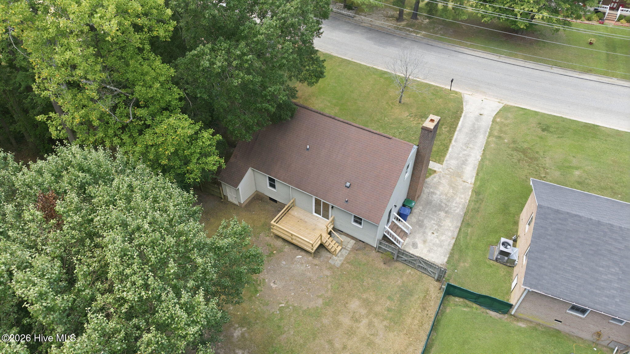 main property photo 42