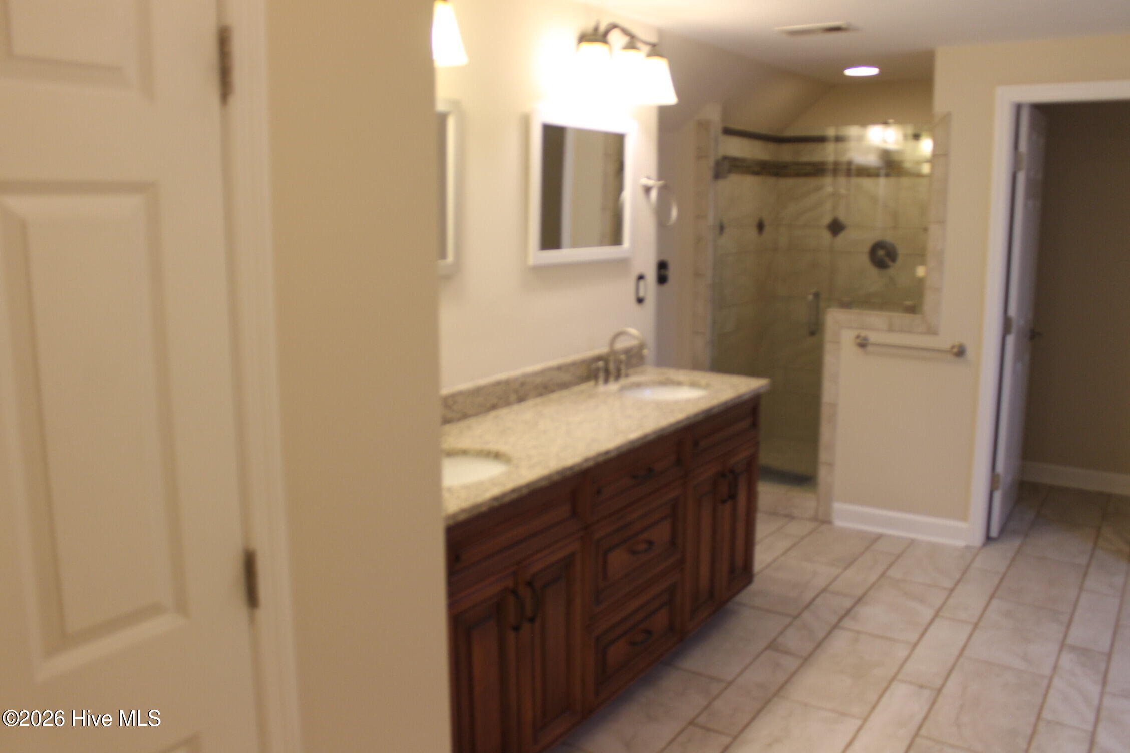 main property photo 86