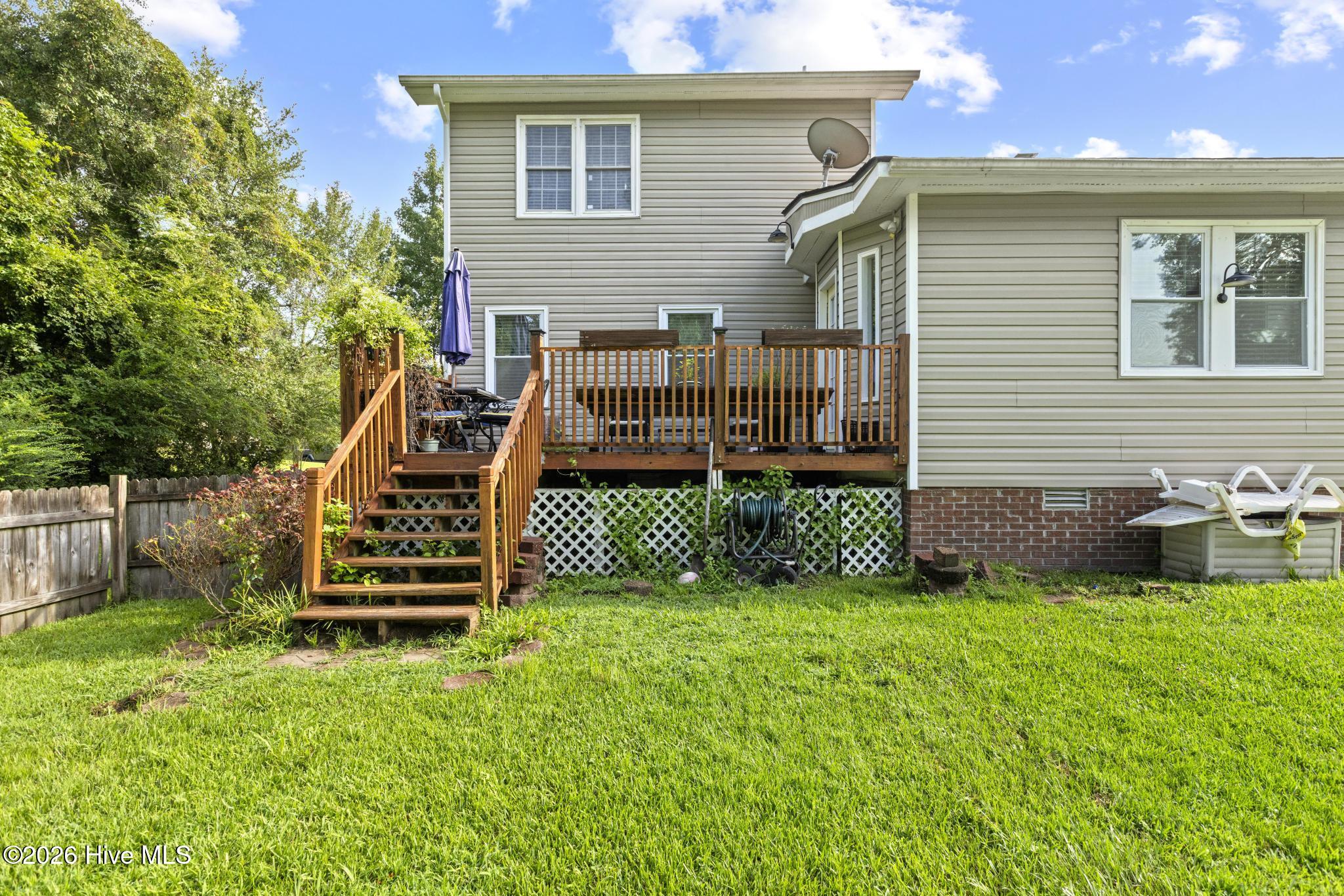 main property photo 27