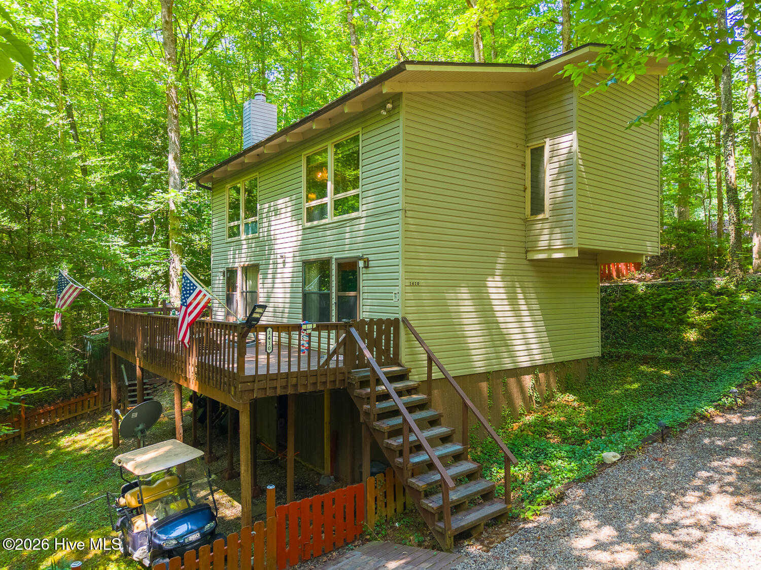 main property photo 37
