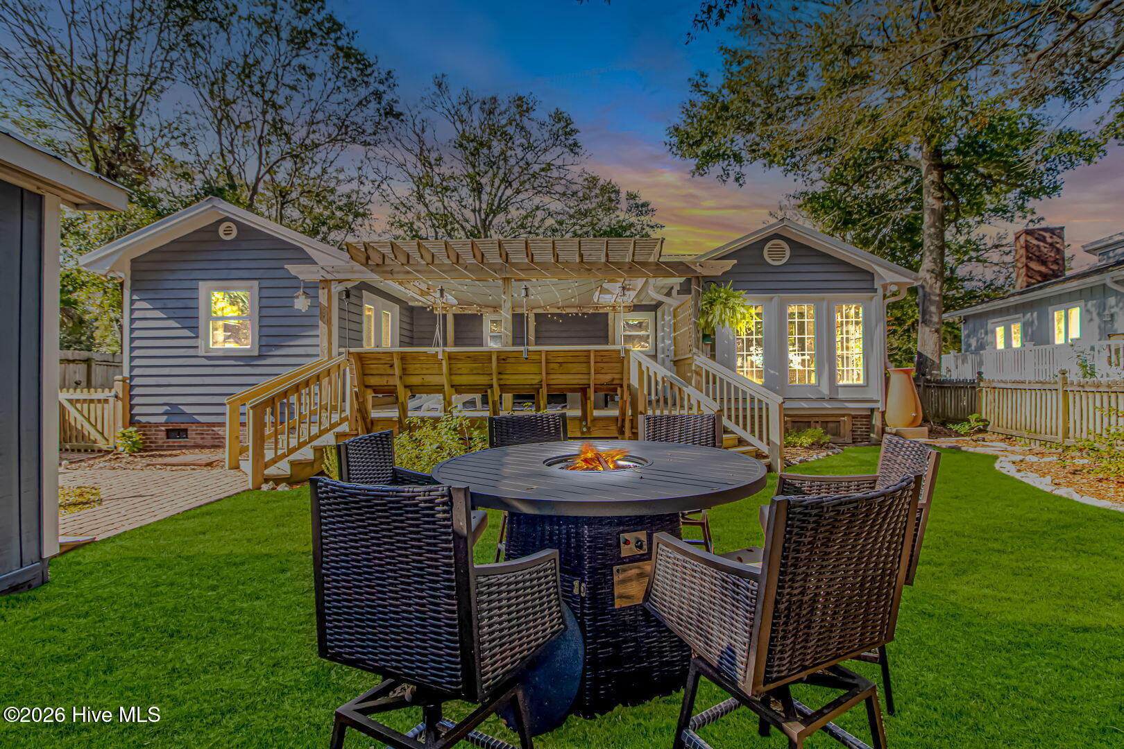 main property photo 7