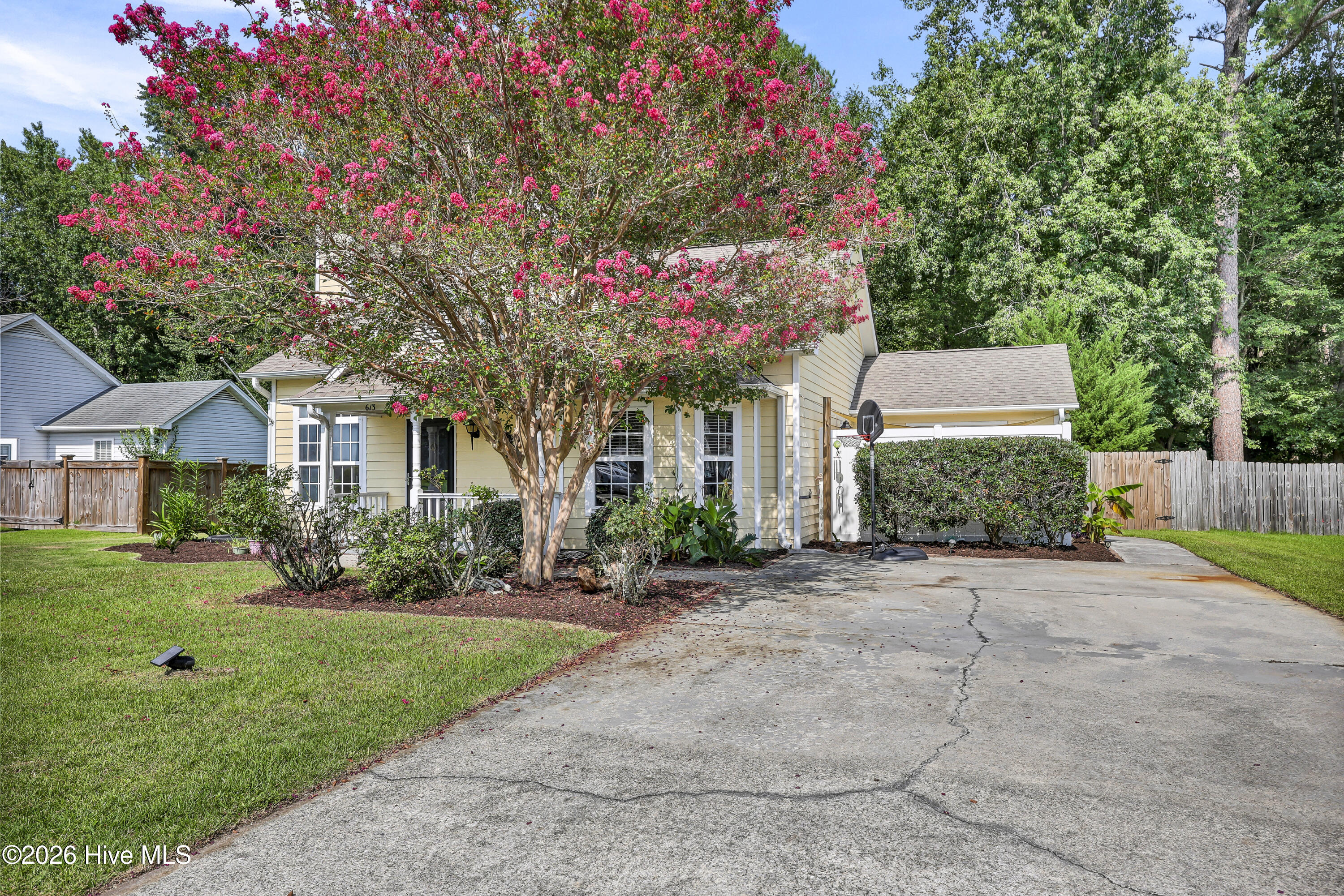main property photo 29