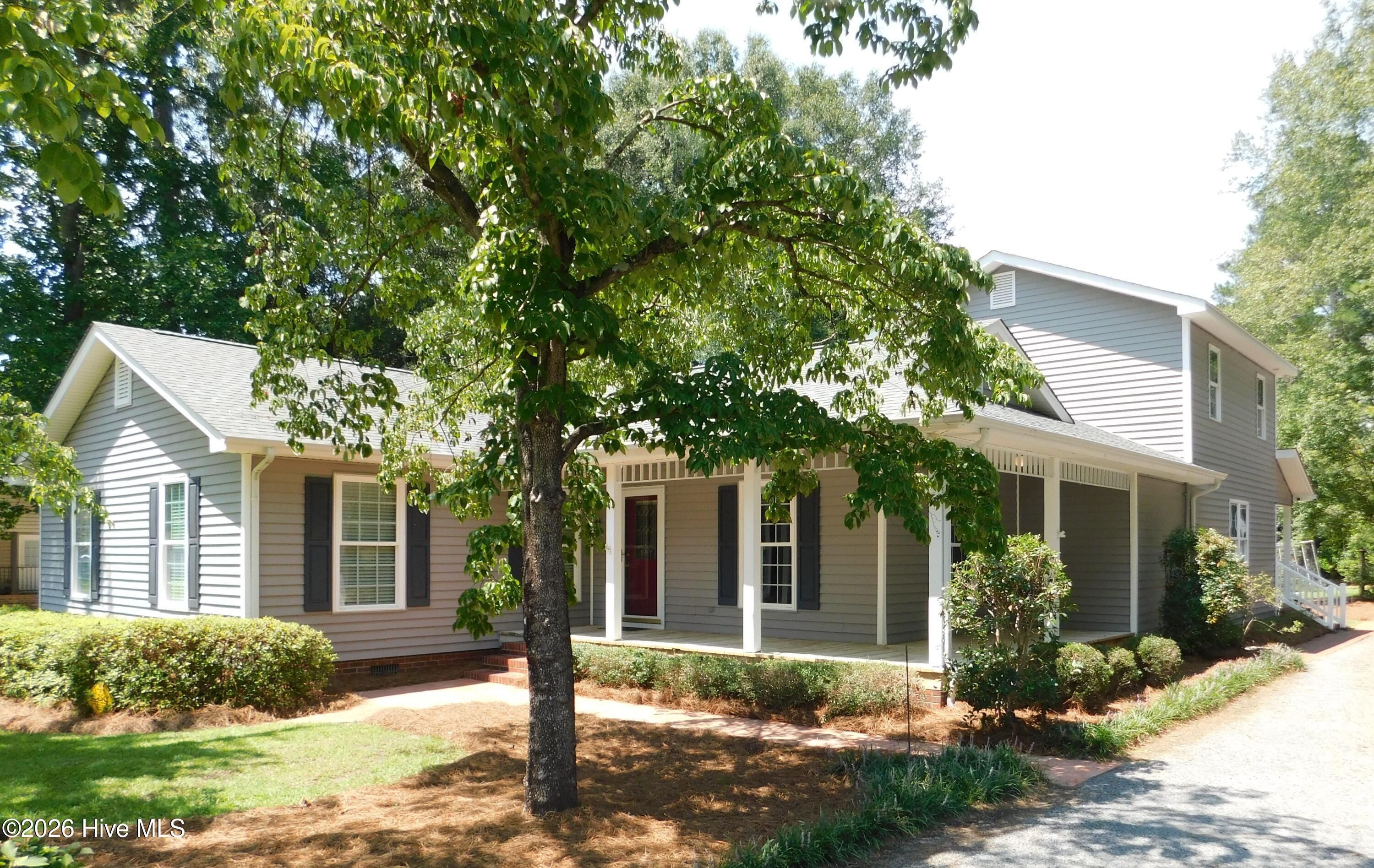 main property photo 37