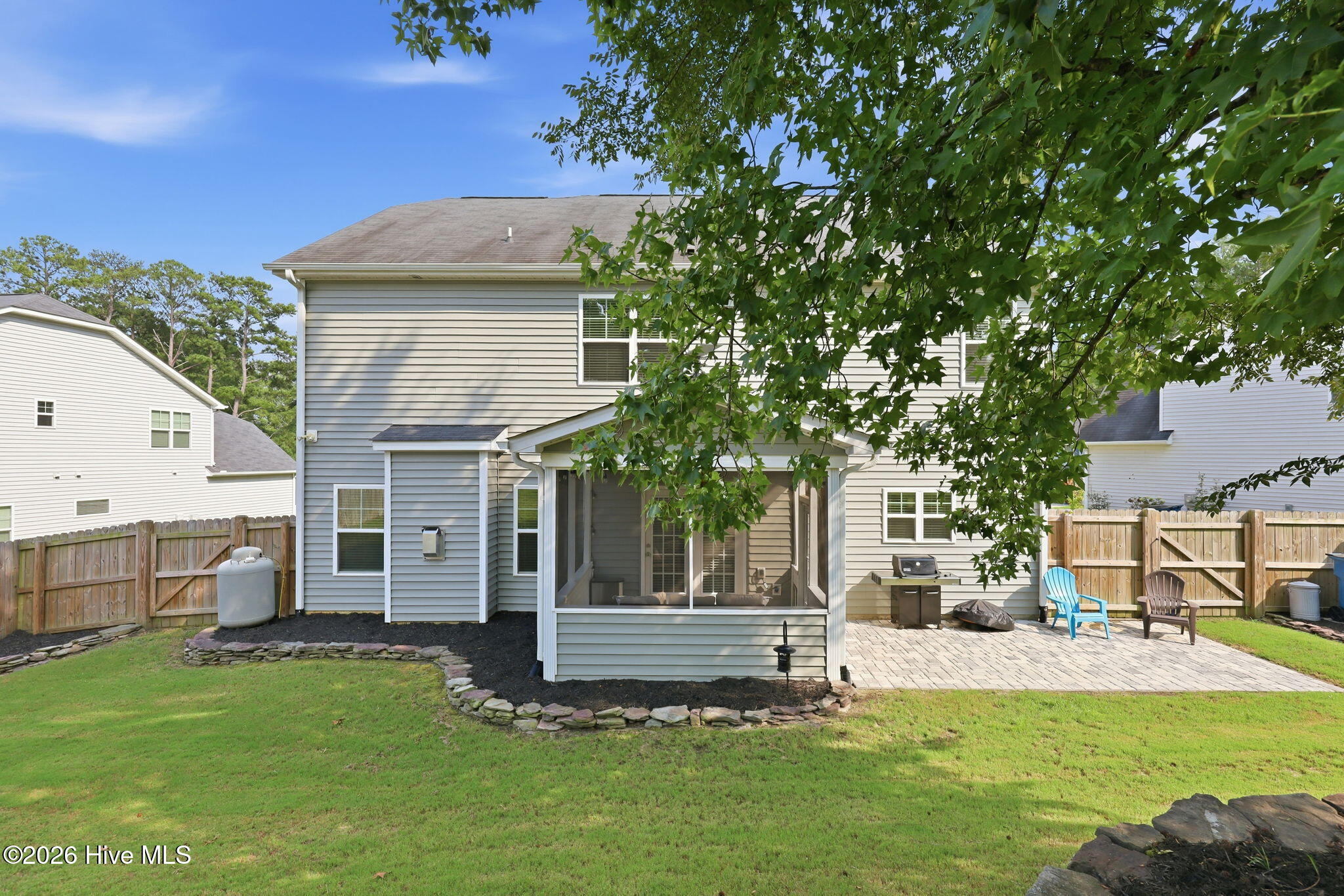 main property photo 50