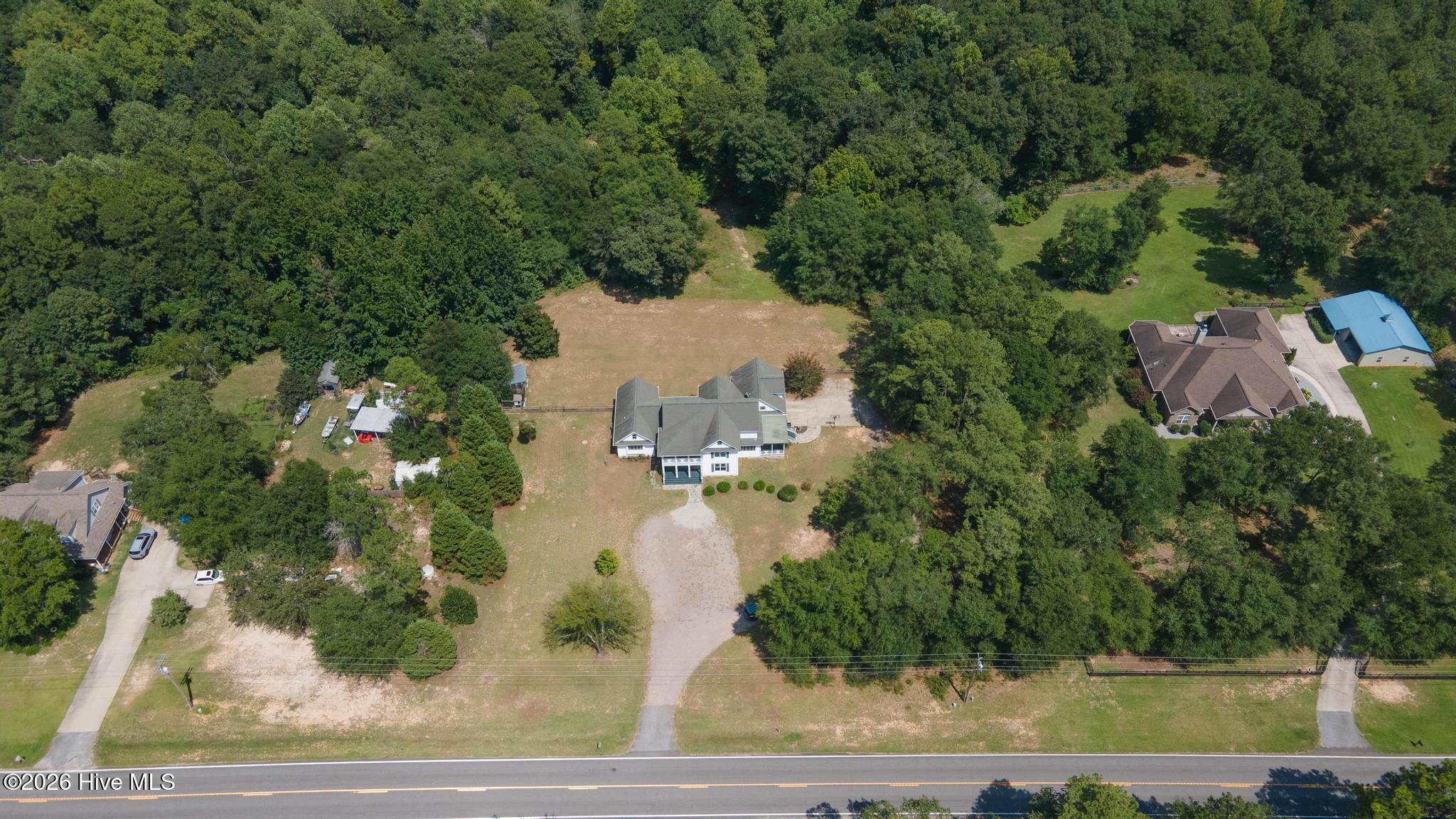 main property photo 3