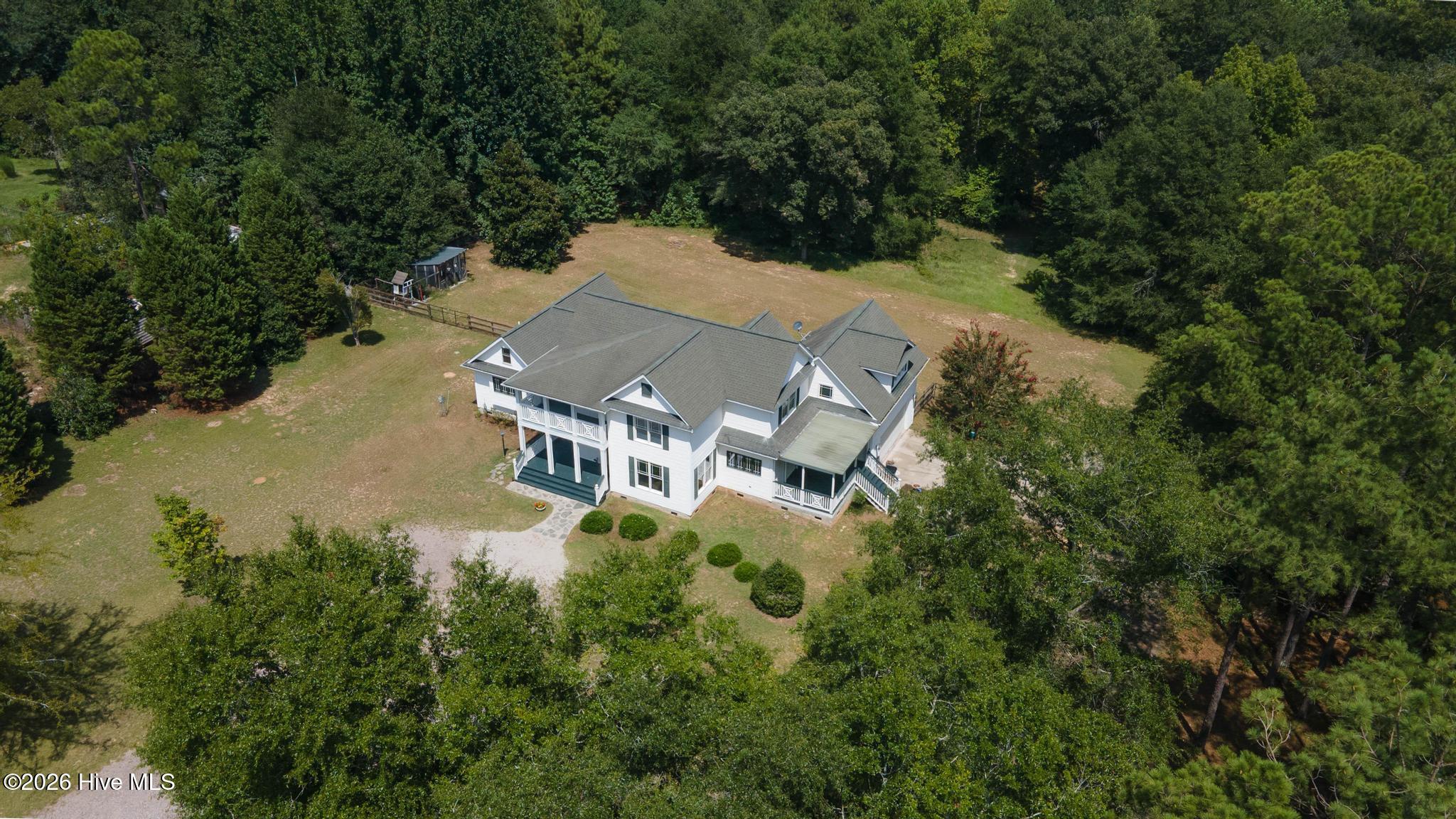 main property photo 5