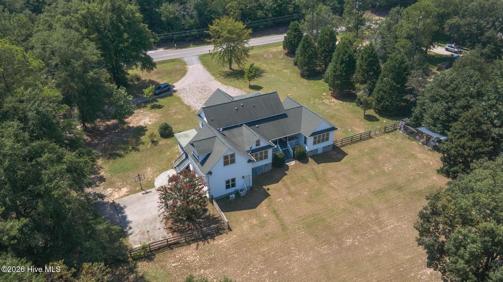 main property photo 9