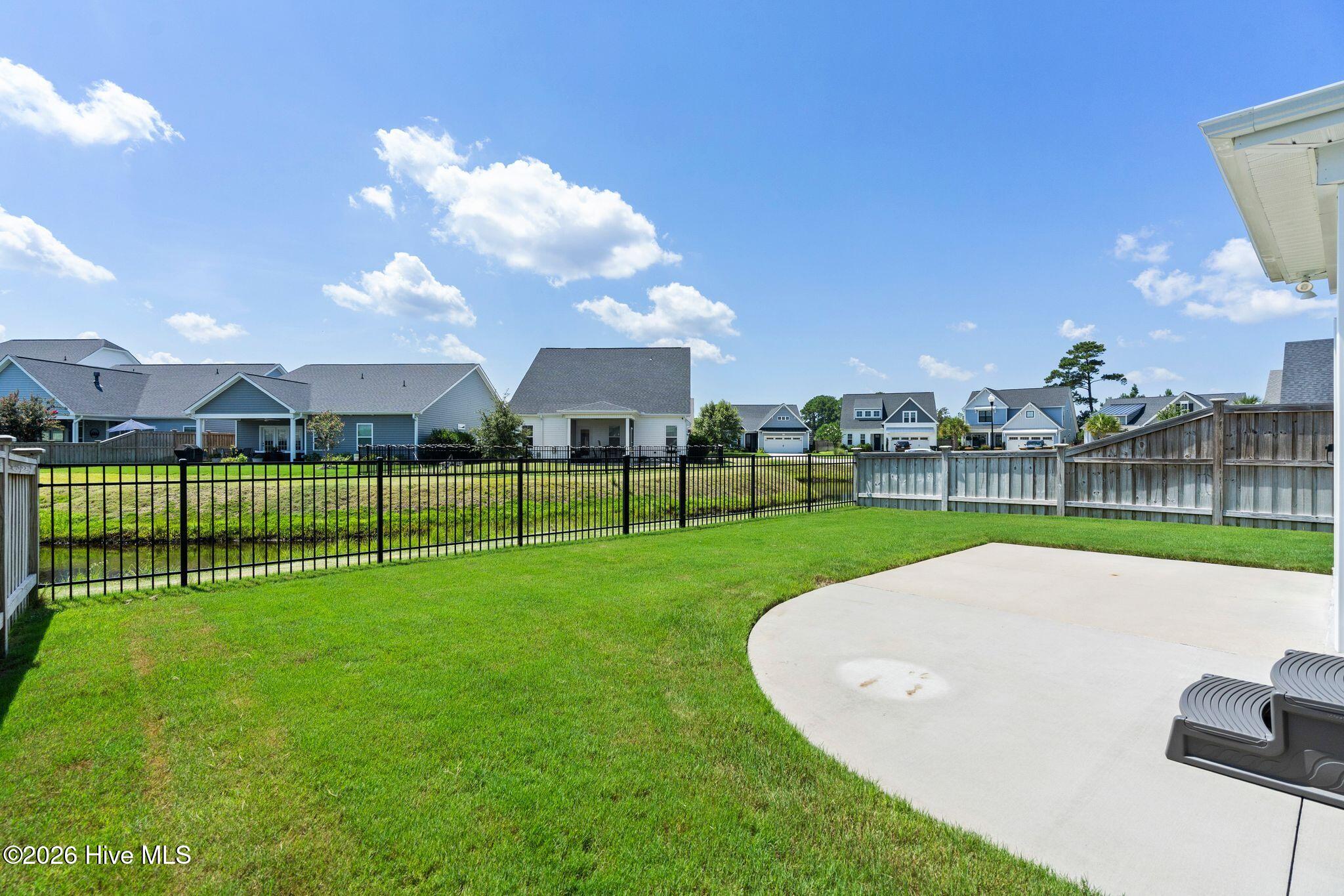 main property photo 45