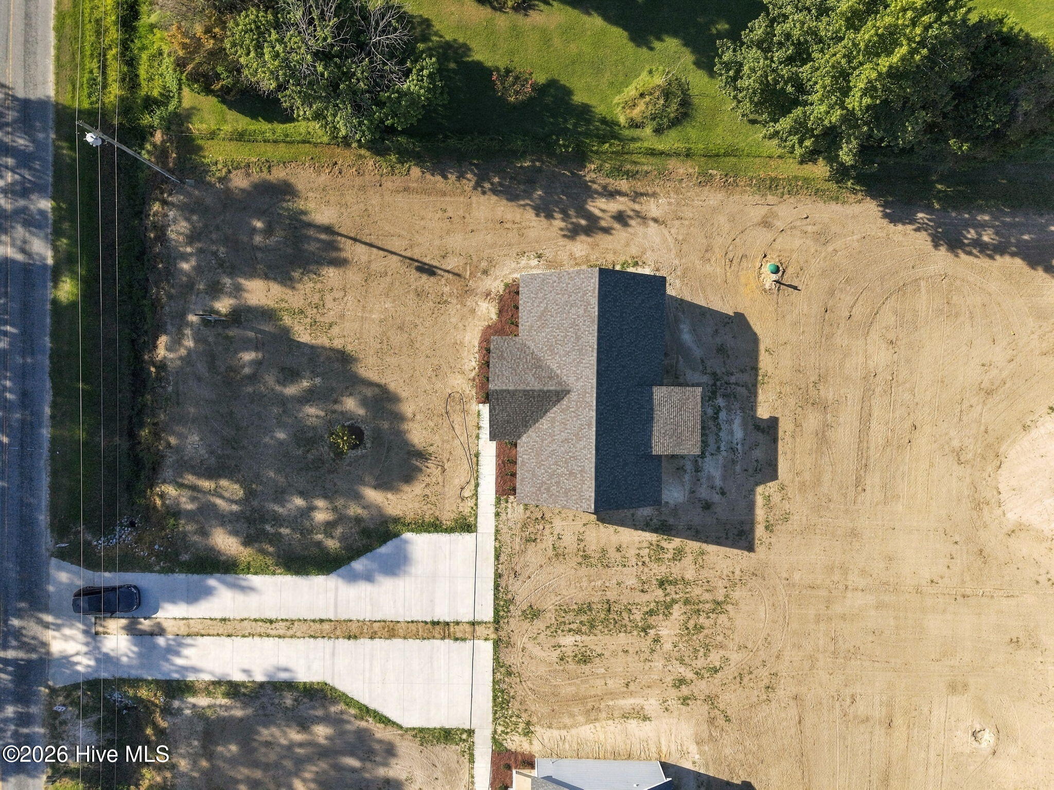 main property photo 28