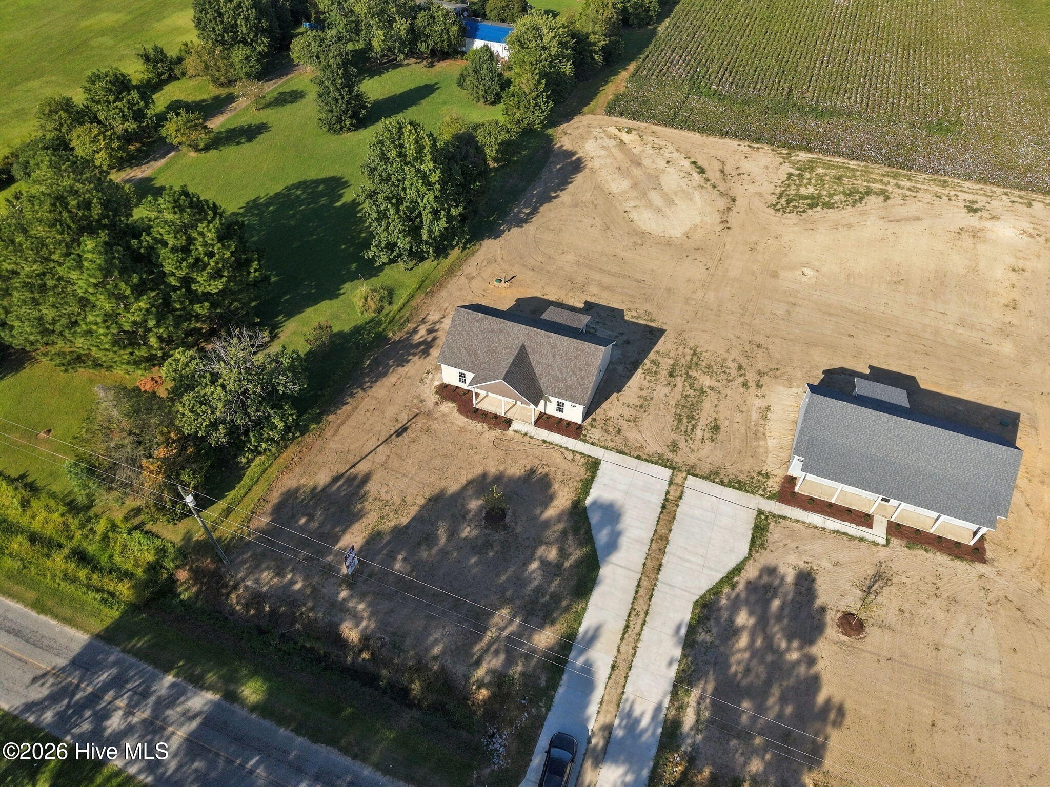 main property photo 29