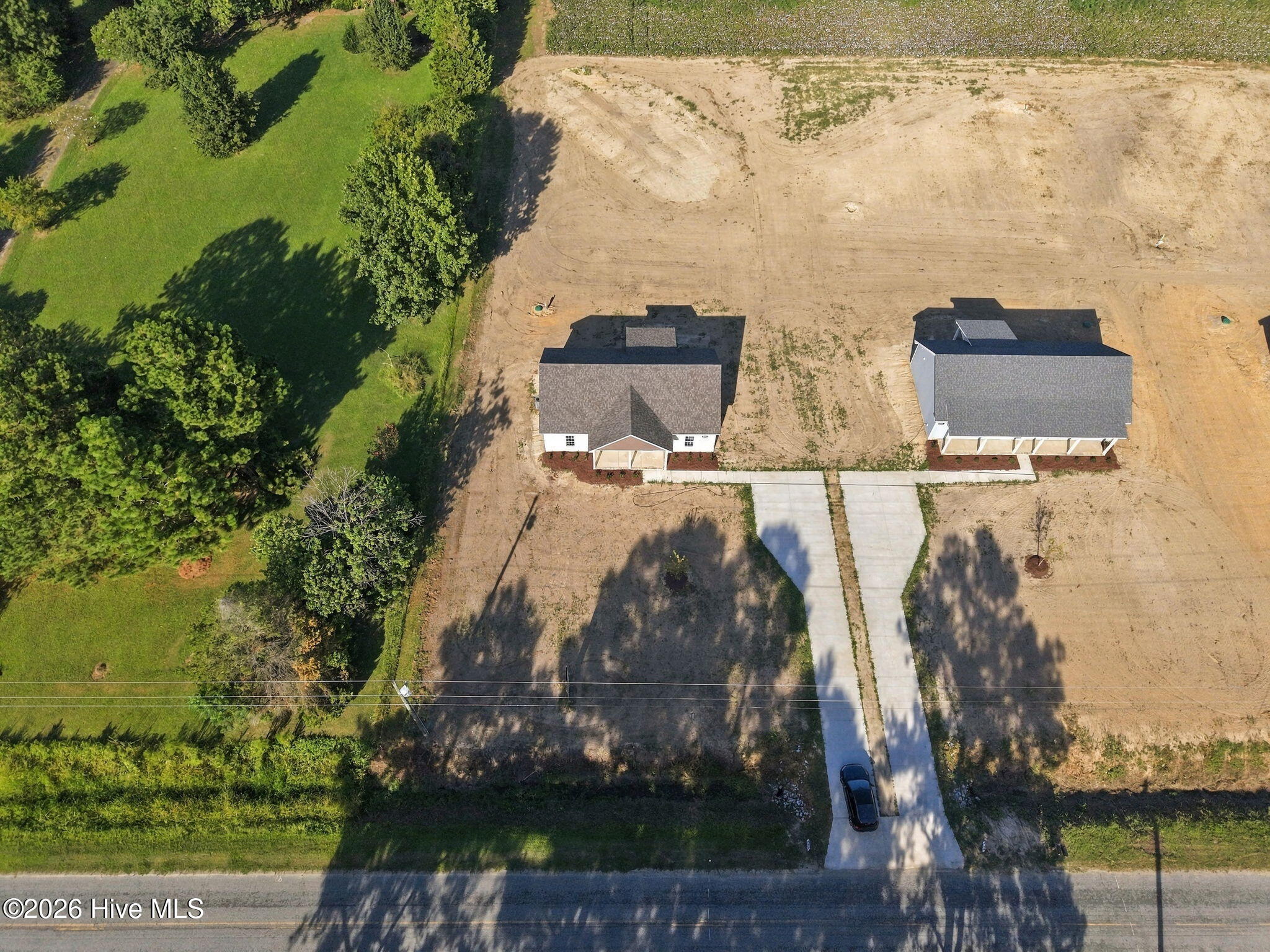 main property photo 30