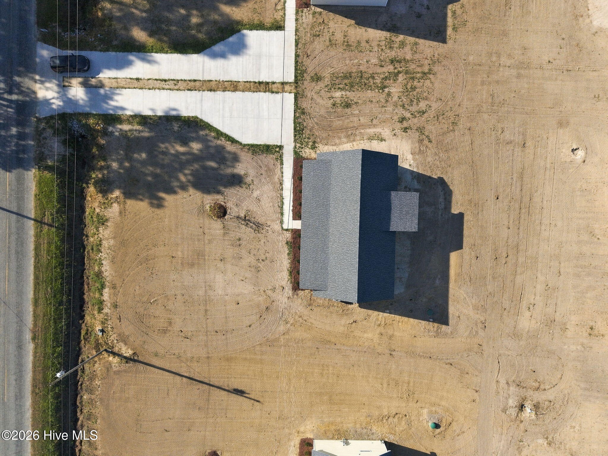 main property photo 30
