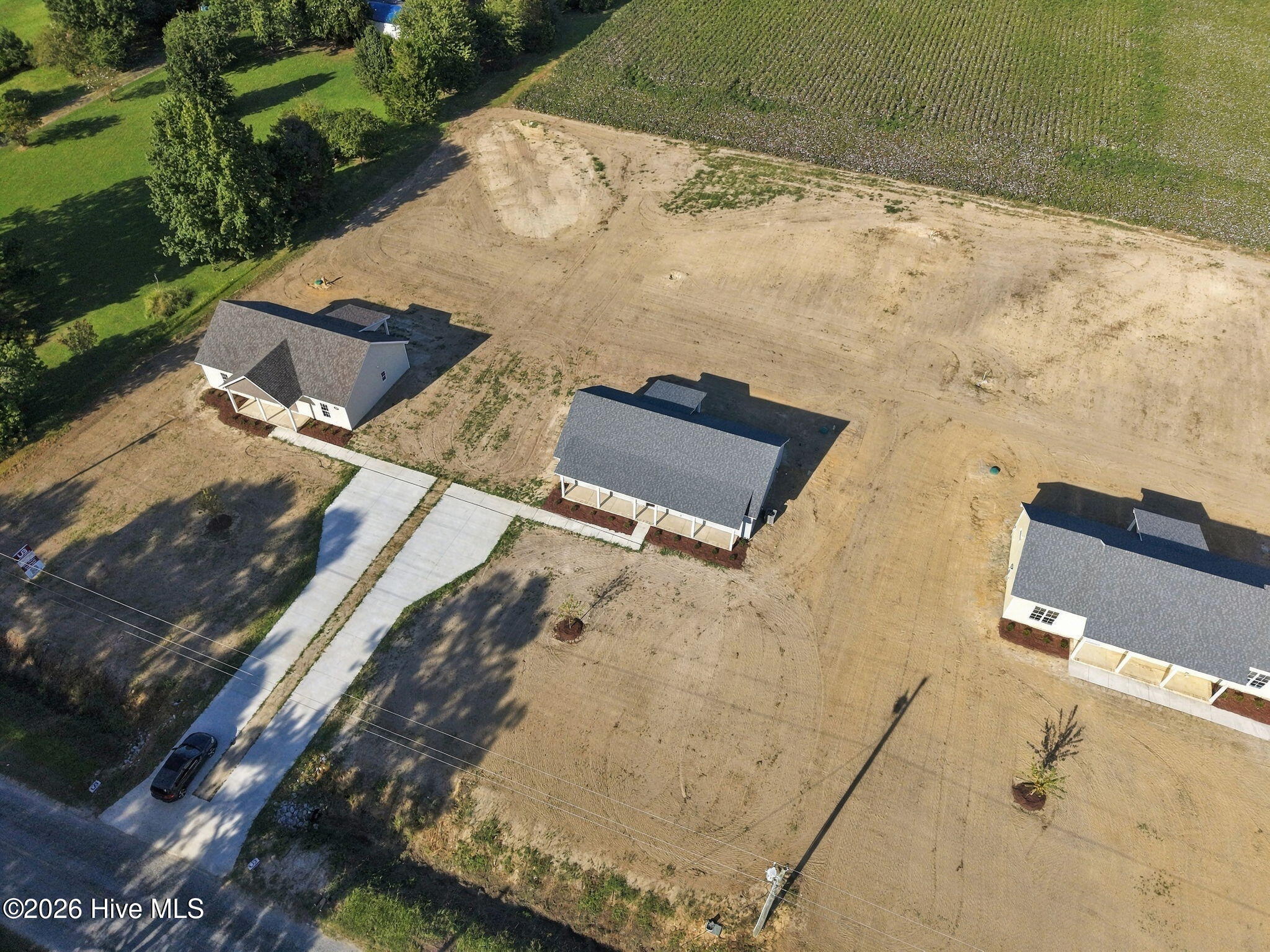 main property photo 31