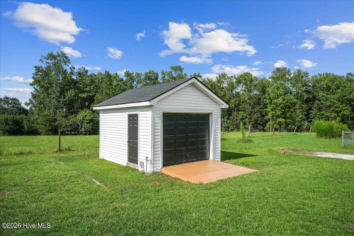 main property photo 19