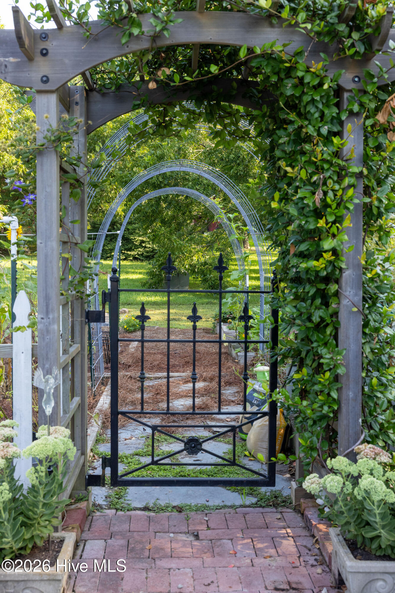 main property photo 43